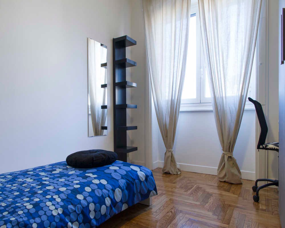 Private room in Via Melchiorre Gioia, Milan (1732974) room image 2