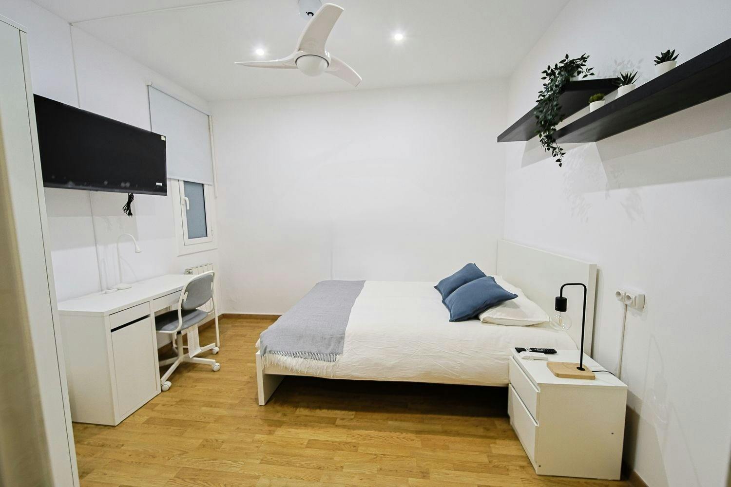 Private room in Carrer del Consell de Cent, Barcelona (1732988) ROOM 1