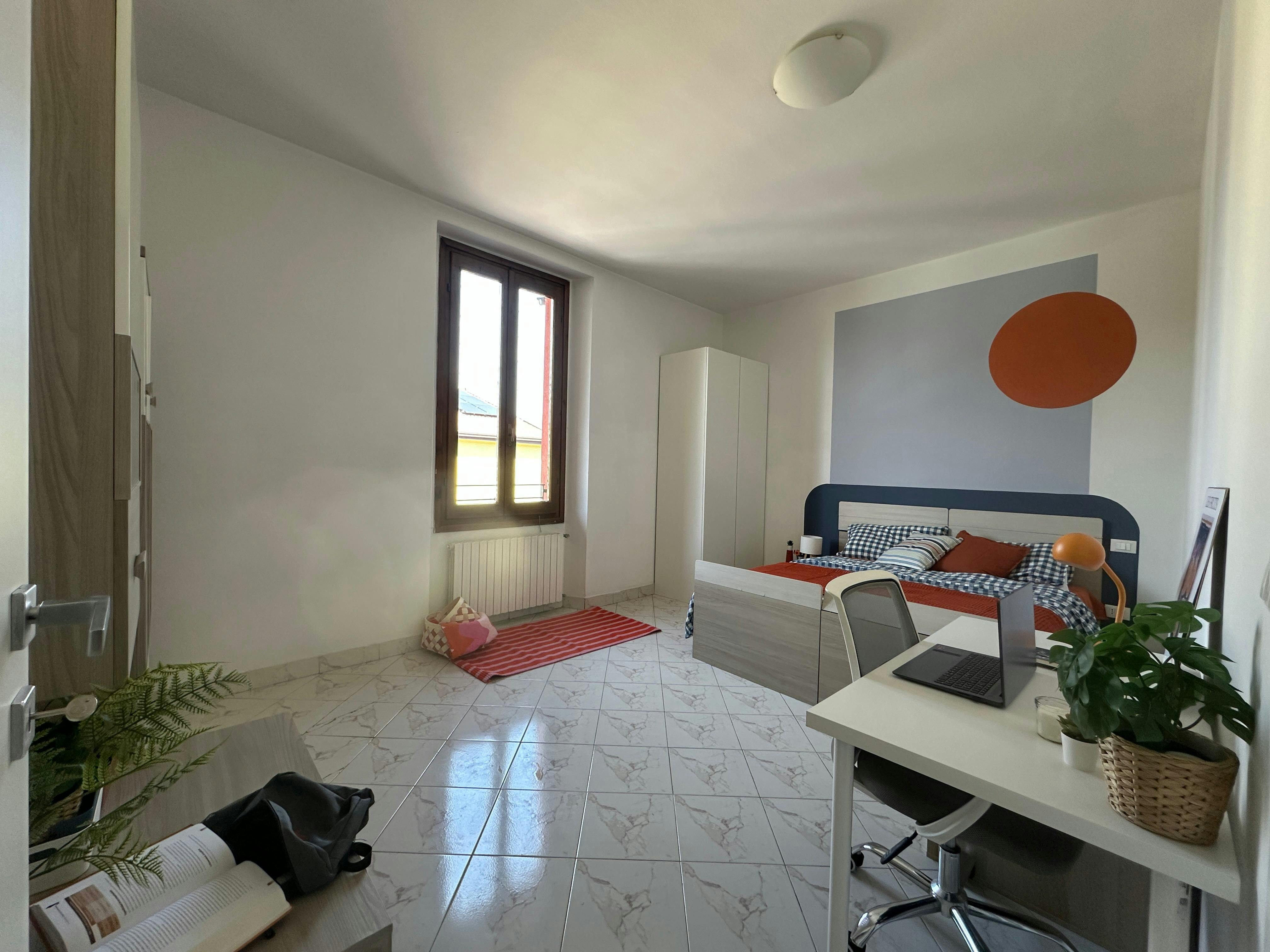 Private room in Via del Brolo, Brescia (1733029) ROOM