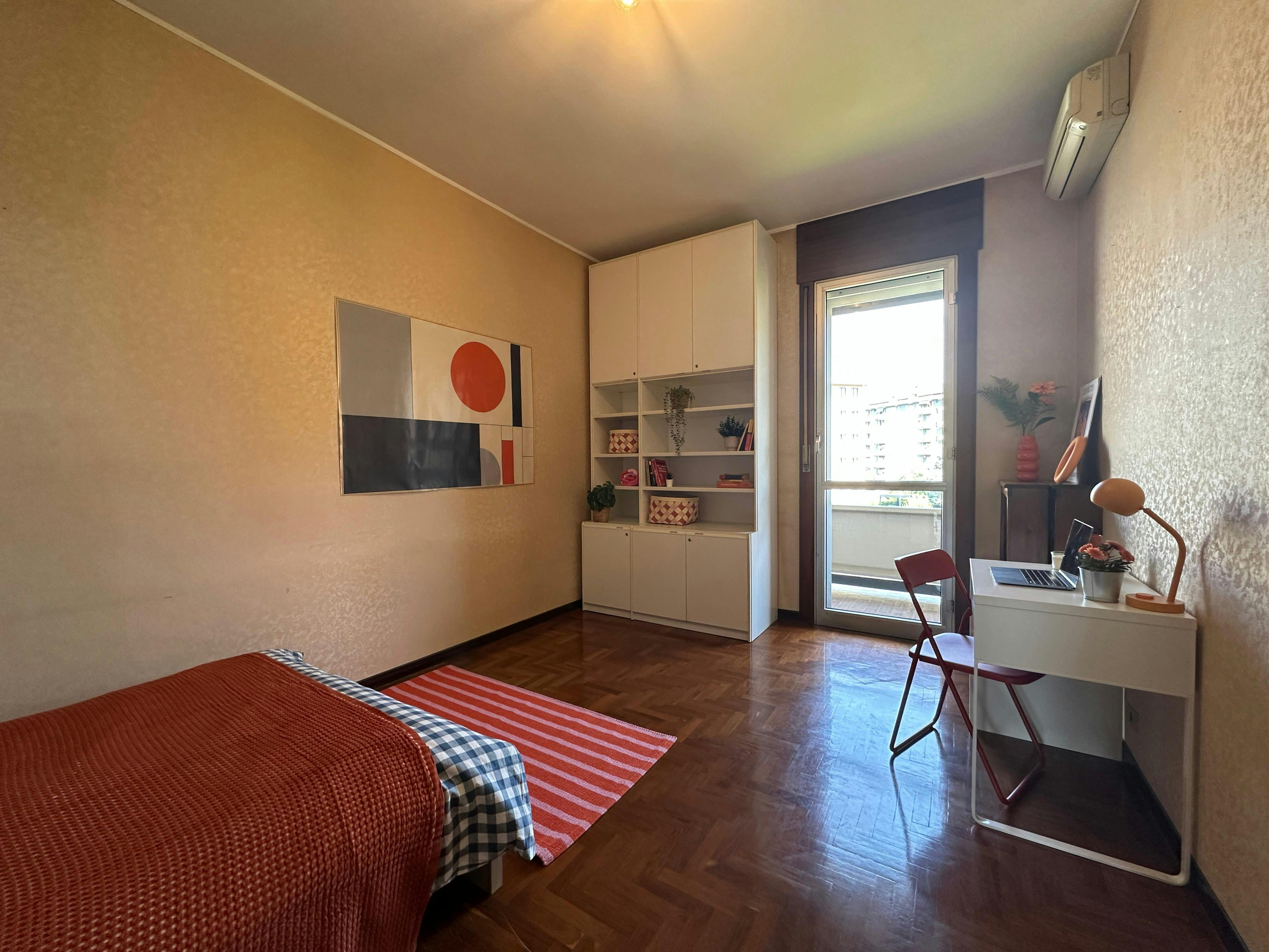 Private room in Viale Europa, Brescia (1733030) room image 1