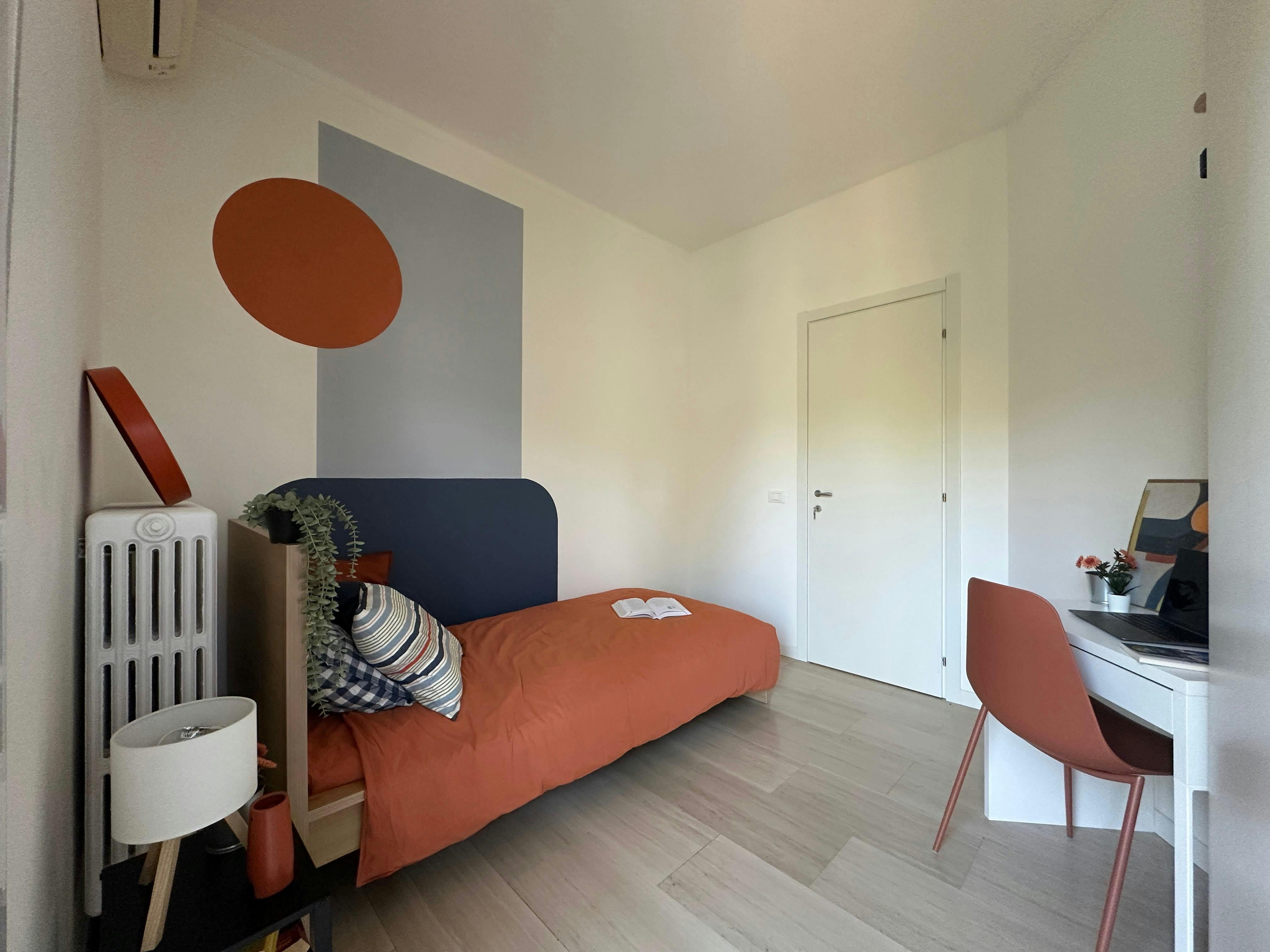 Private room in Via Bligny, Brescia (1733032) ROOM