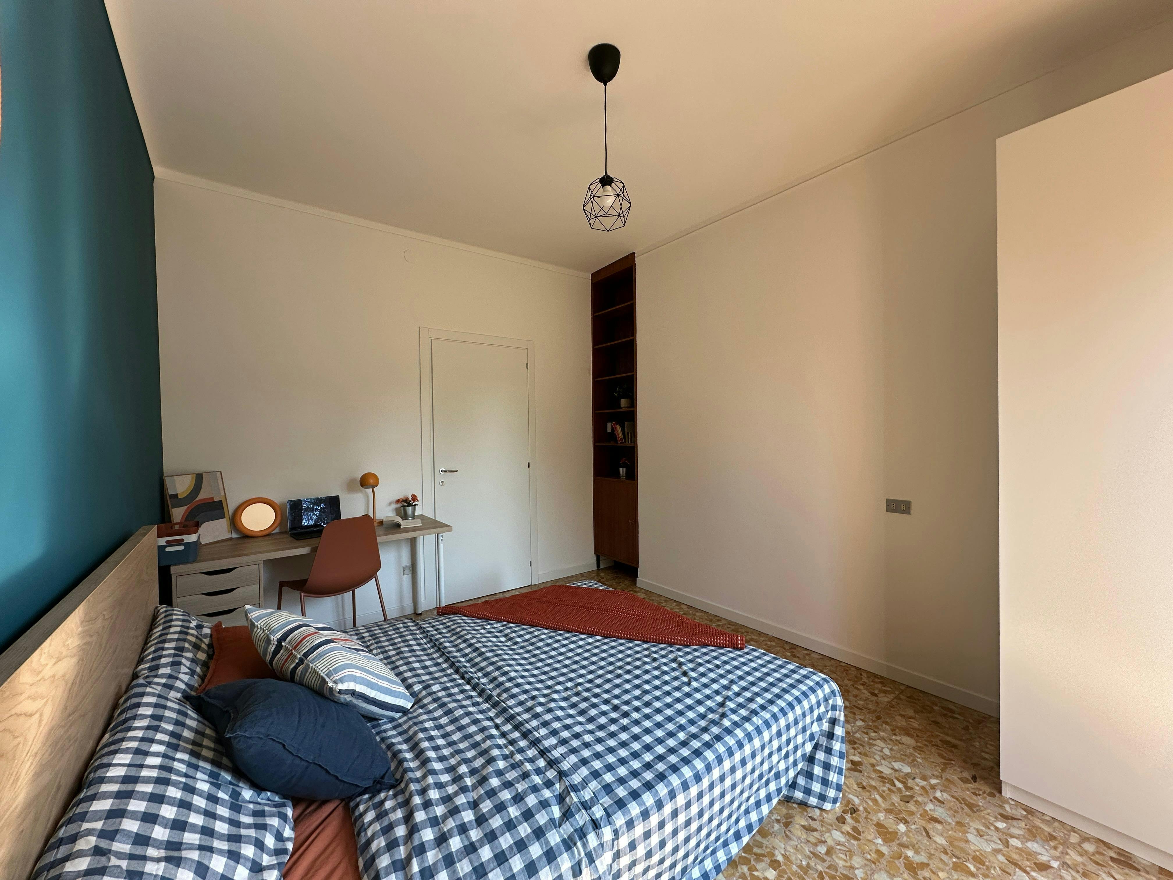 Private room in Via Bligny, Brescia (1733038) room image 2