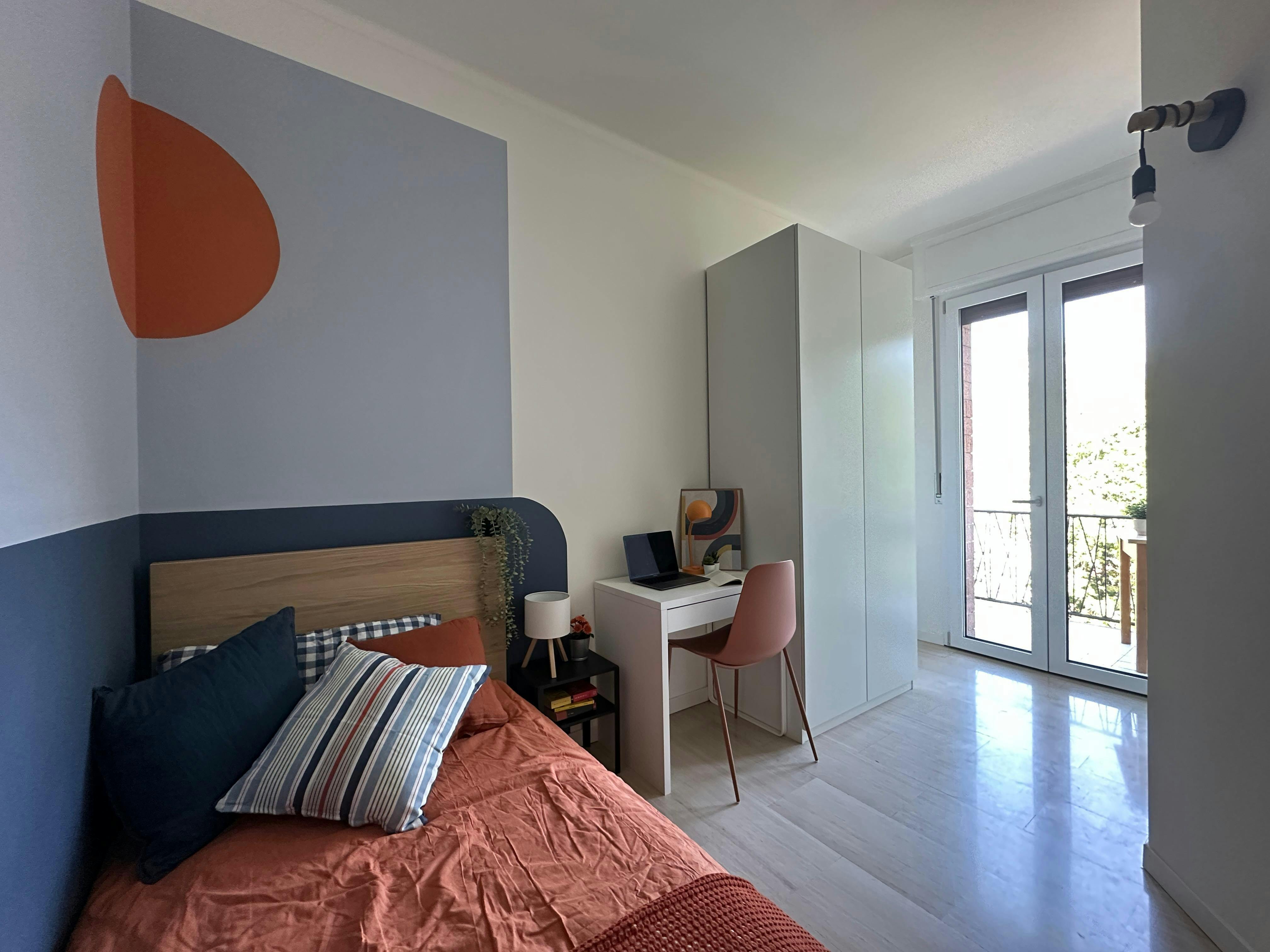 Private room in Via Bligny, Brescia (1733039) room image 2