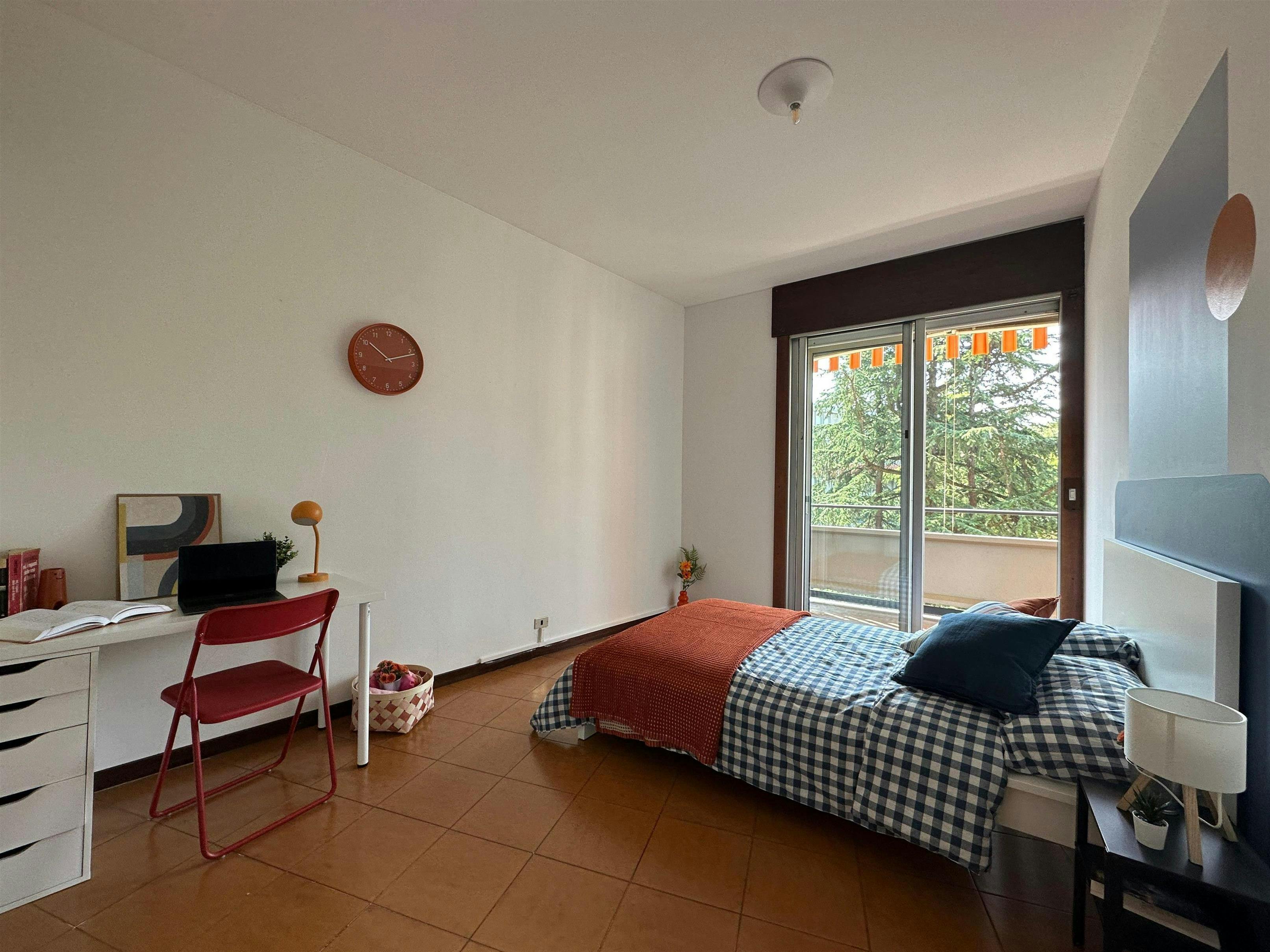 Private room in Viale Europa, Brescia (1733042) room image 1