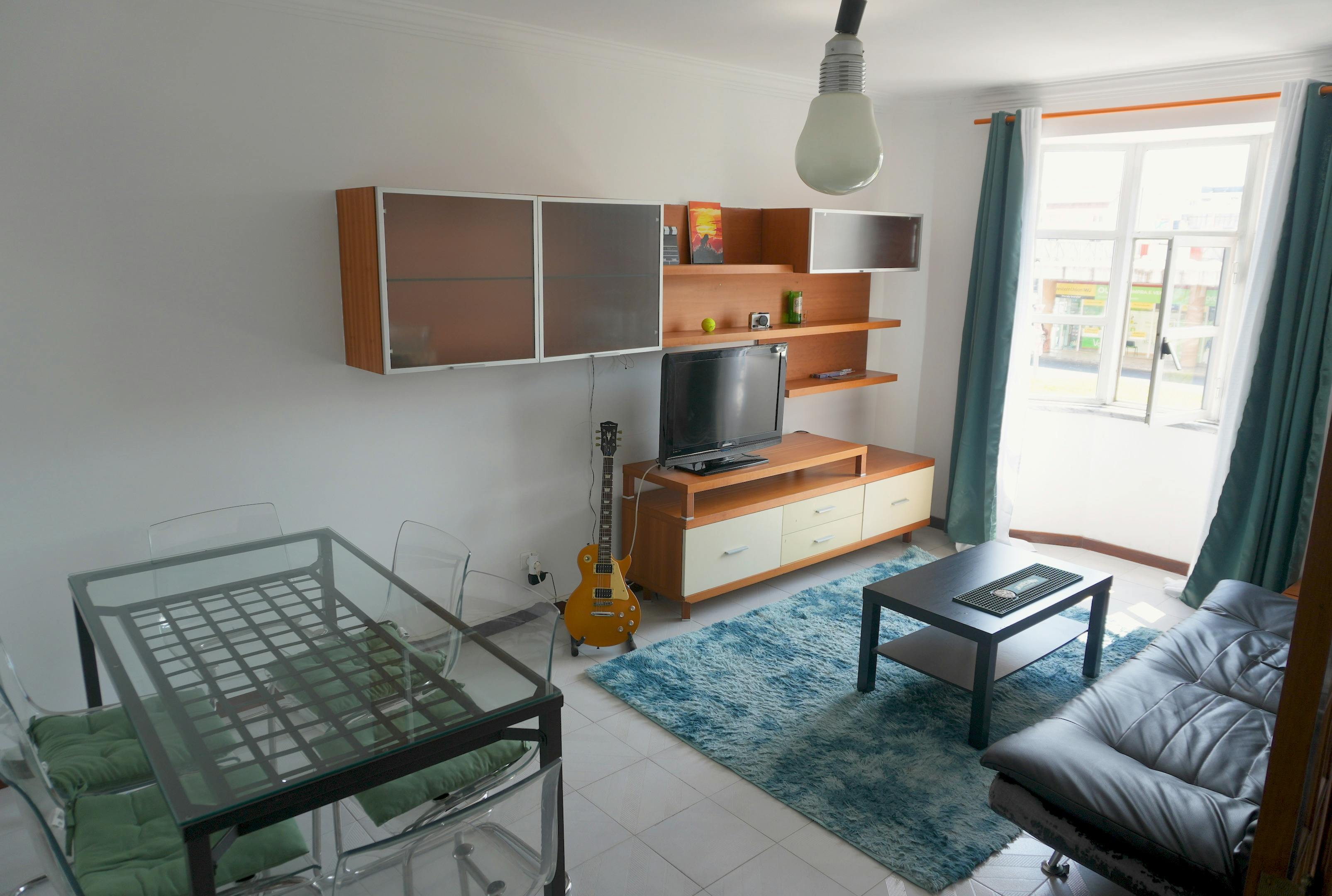 Appartamento in affitto a 1200 € al mese a Algueirão, Avenida Miguel Torga