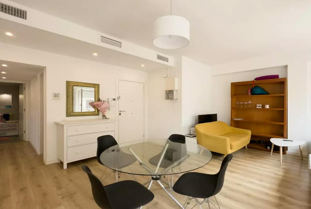 3-Bedroom Apartment in Carrer de Muntaner, Barcelona (1733118) ROOM 3