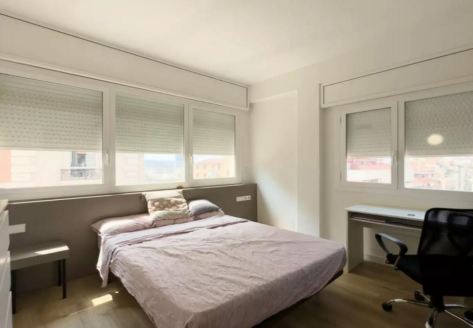 3-Bedroom Apartment in Carrer de Muntaner, Barcelona (1733118) ROOM 4