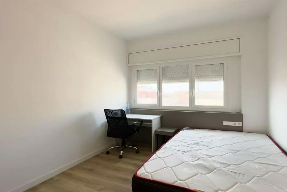 3-Bedroom Apartment in Carrer de Muntaner, Barcelona (1733118) room image 10