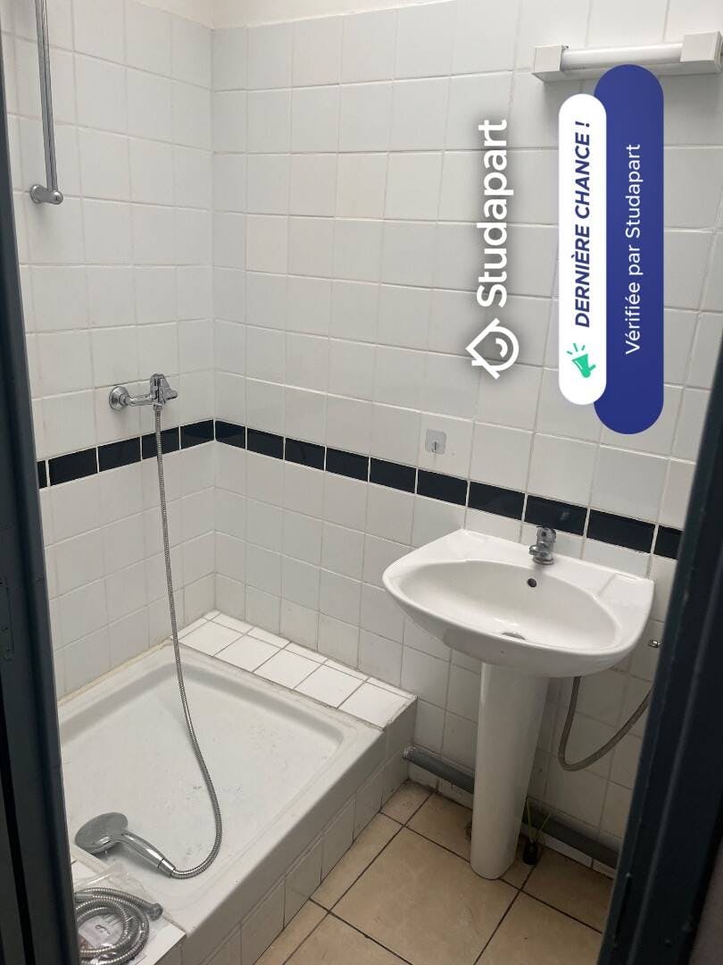 Mieszkanie do wynajęcia za 550 € miesięcznie w mieście Lille, Rue Pierre Legrand