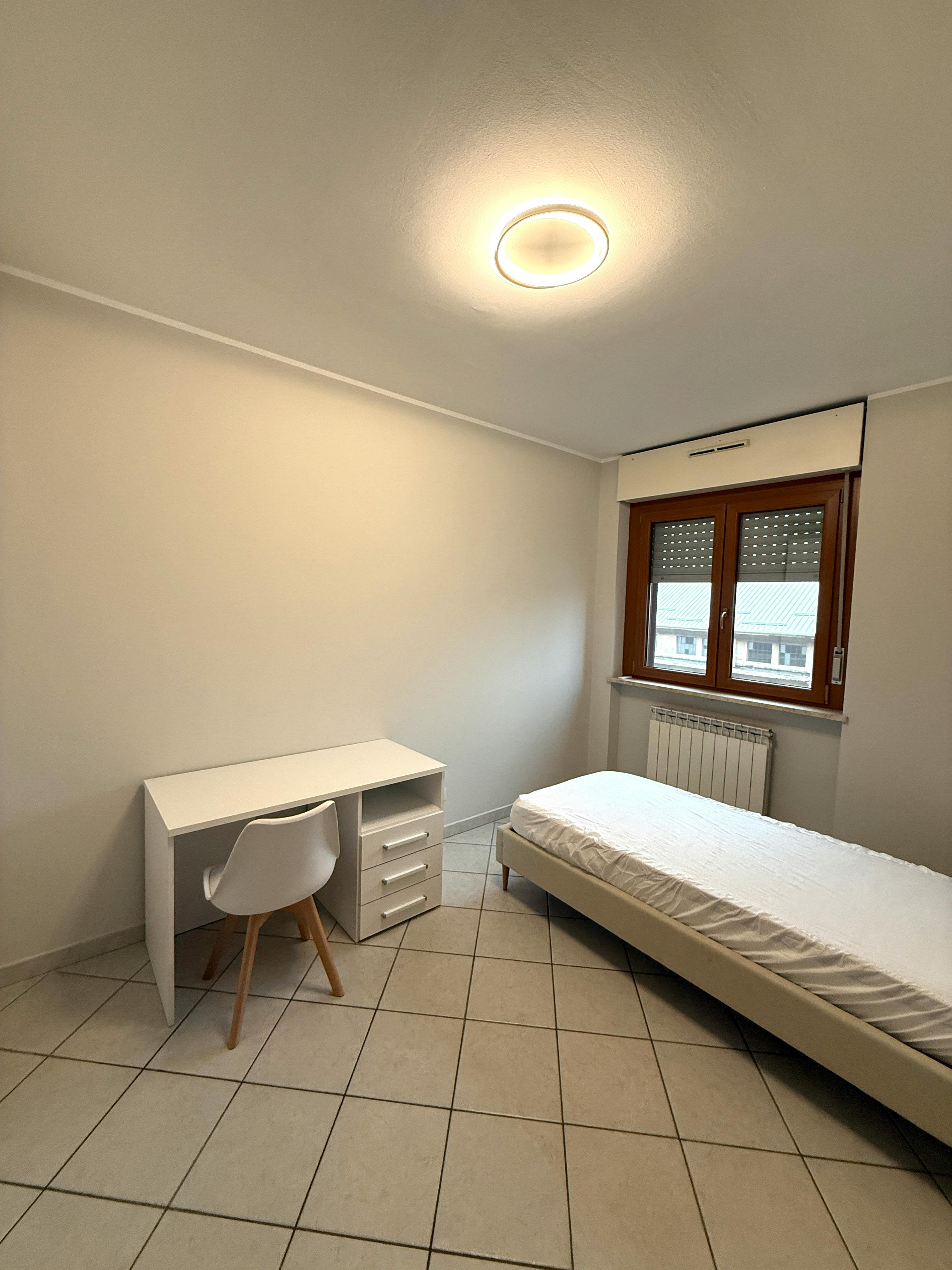 Private room in Via Pianezza, Turin (1733237) room image 1