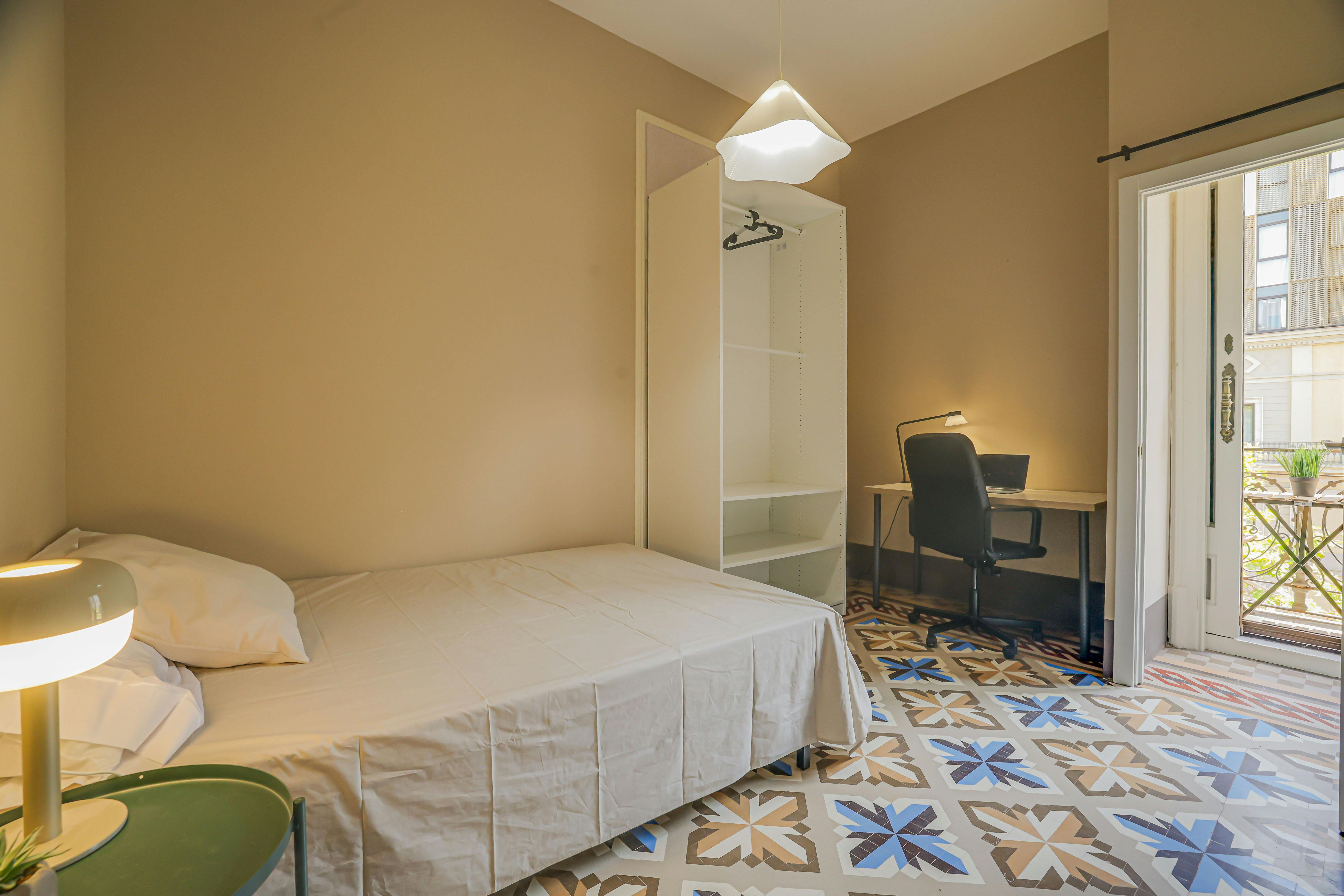 Cameră privată de închiriat pentru 725 EUR pe lună în Barcelona, Ronda de Sant Pere