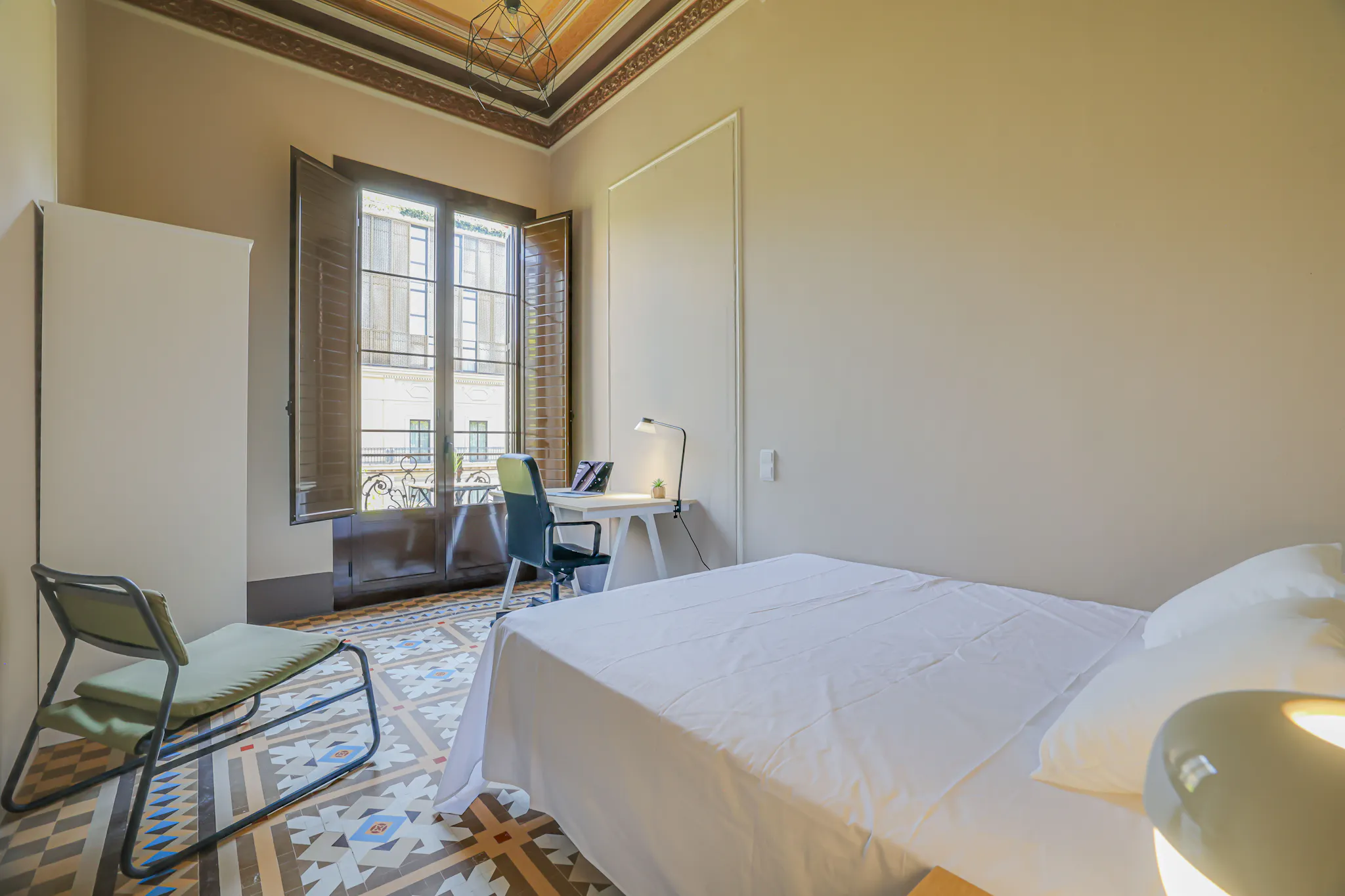 Ronda de Sant Pere, Barcelona preview