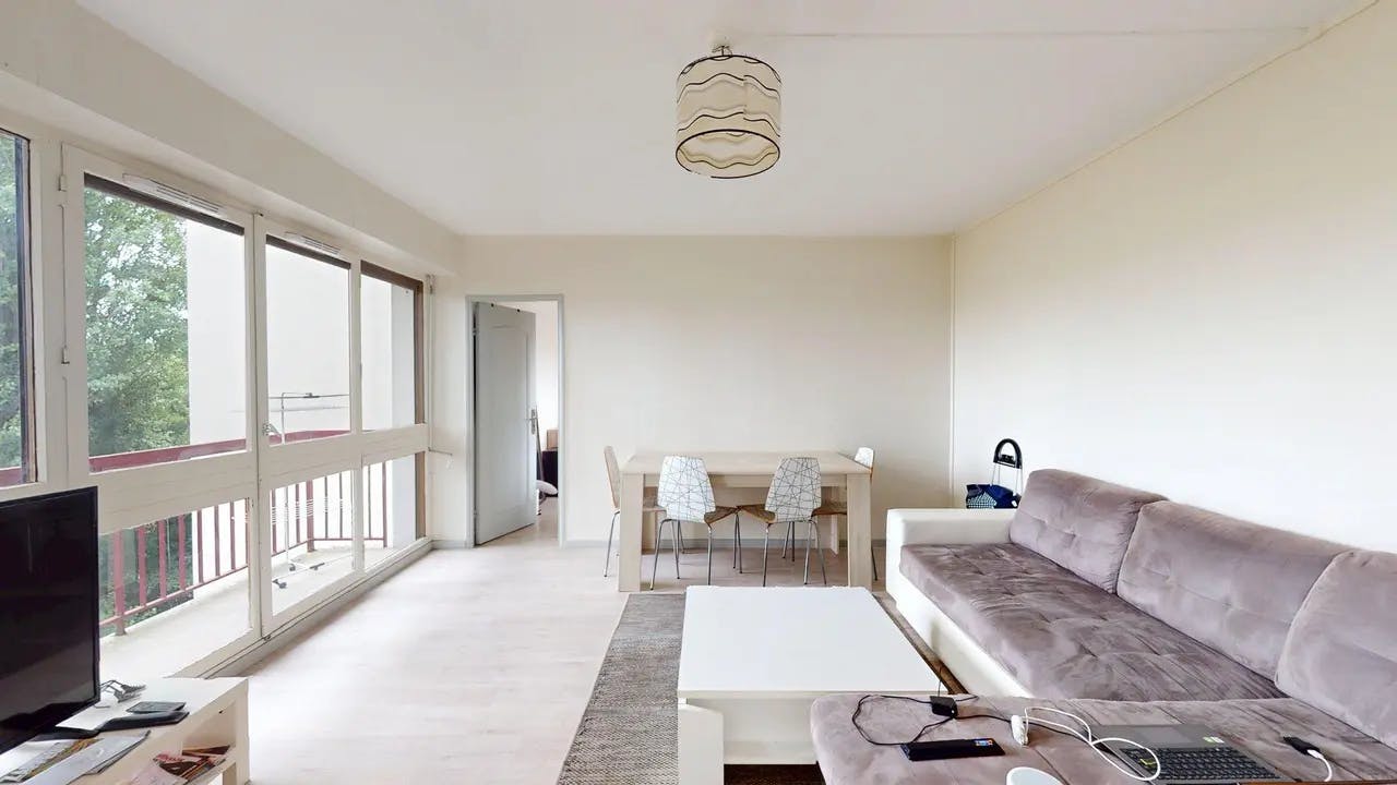 Pokój prywatny do wynajęcia za 393 € miesięcznie w mieście Tours, Rue Louis Mirault