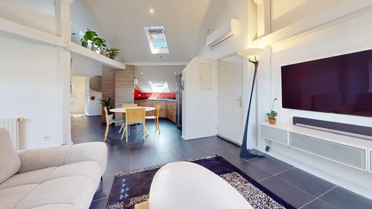 1-Bedroom Apartment in Place Jean Moulin, Metz (1733269) ROOM 2