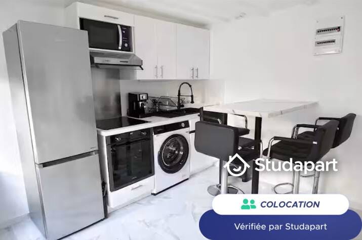 Private room for rent on Rue Colbert, Nantes - Plus