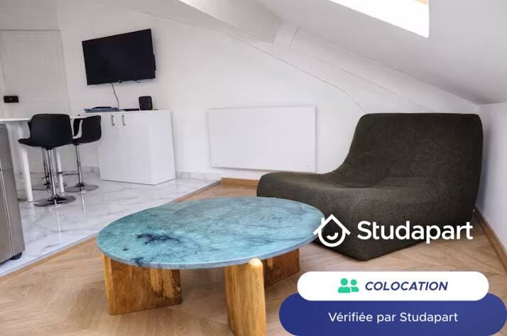 Private room for rent on Rue Colbert, Nantes - Vue 4