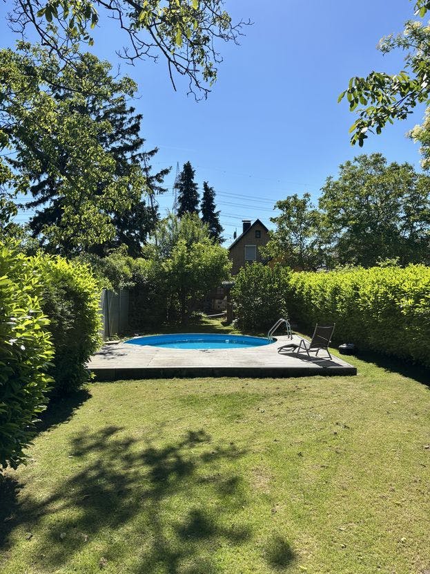 Casa para alugar por € 2.499 por mês em Hürth, Beselerstraße