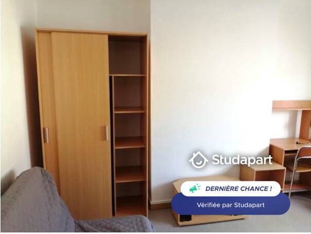 Apartment for rent for €430 per month in Valenciennes, Avenue de Saint-Amand