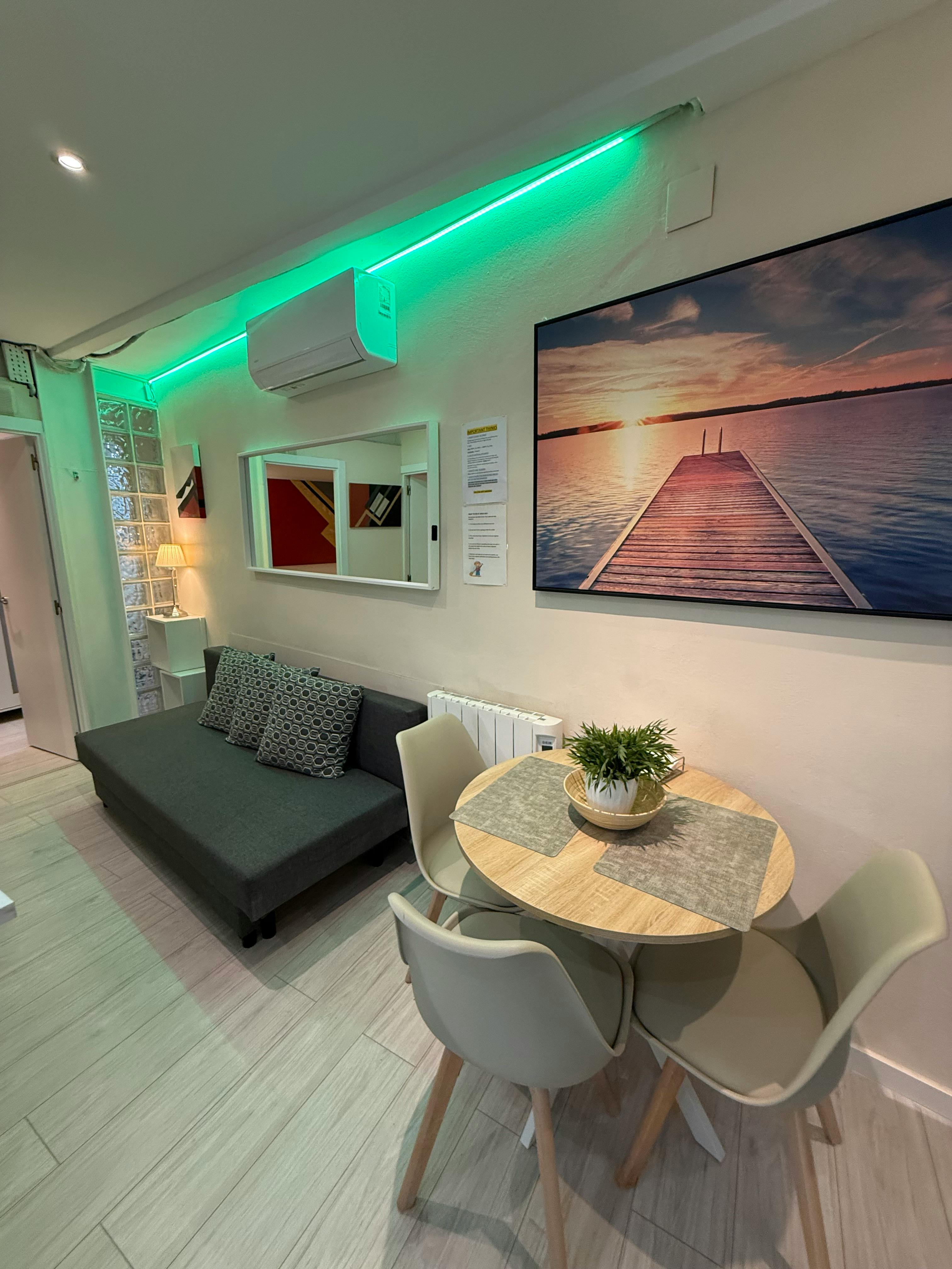 2-Bedroom Apartment in Calle de San Hermenegildo, Madrid (1733546) room image 10