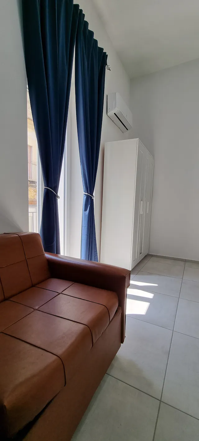 Private room in Via delle Zite, Naples (1733547) room image 10