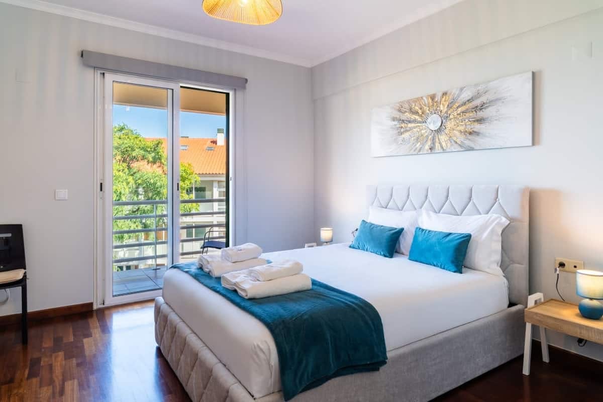 Wohnung zu mieten für 10 € pro Monat in Caniço, Estrada Avelino Pinto