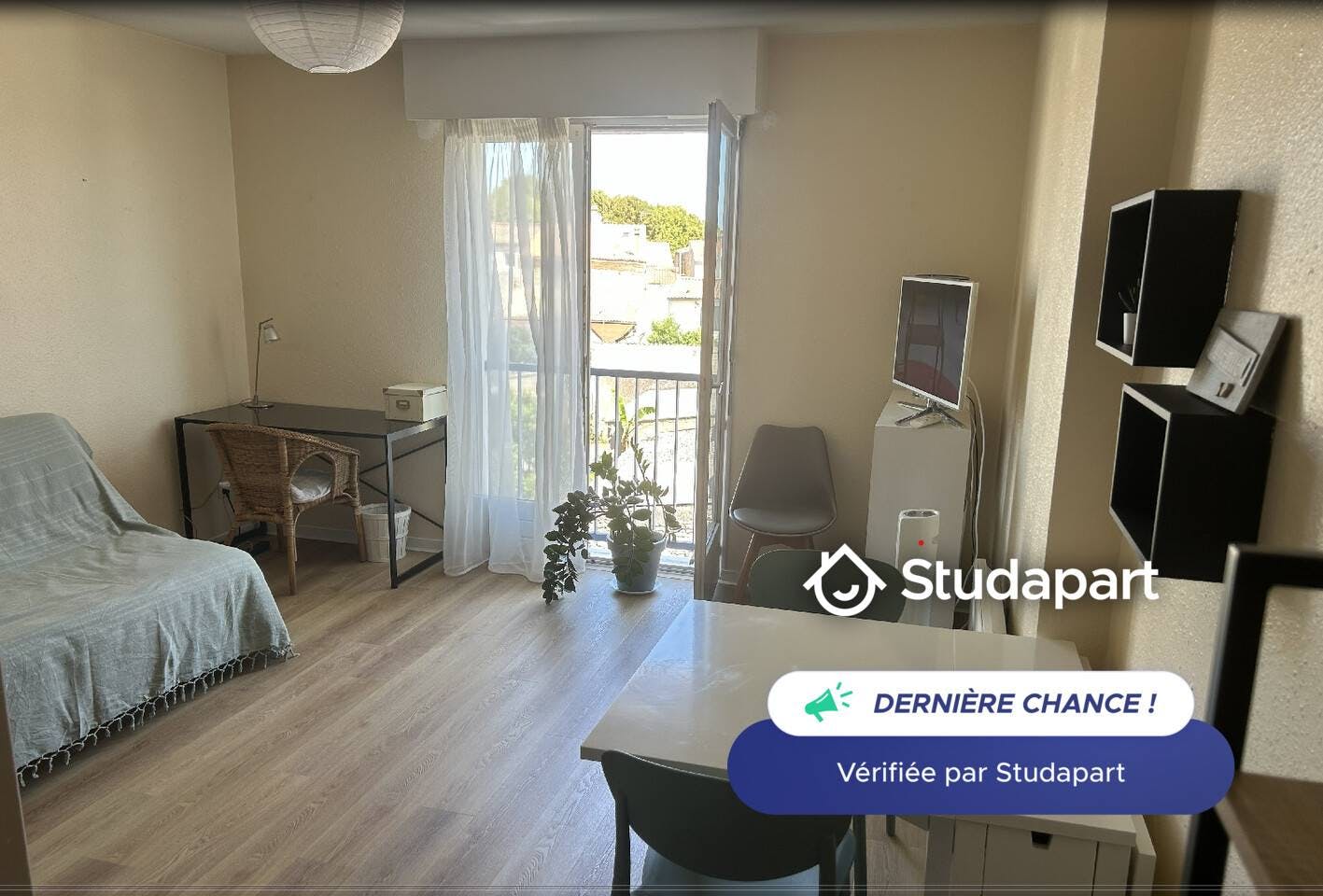 Mieszkanie do wynajęcia za 455 € miesięcznie w mieście Niort, Avenue Saint-Jean d'Angély