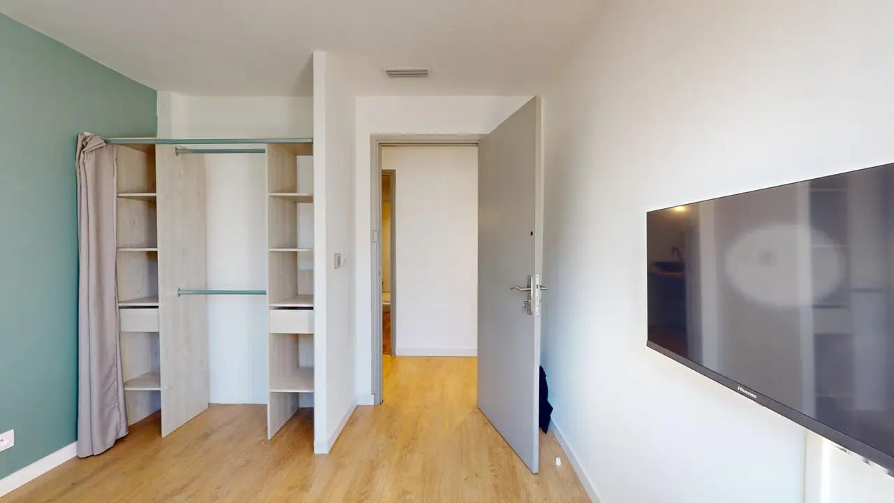 Private room in Rue Henri Desbals, Toulouse (1733699) ROOM 4