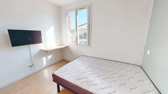 Private room in Rue Henri Desbals, Toulouse (1733699) room image 1