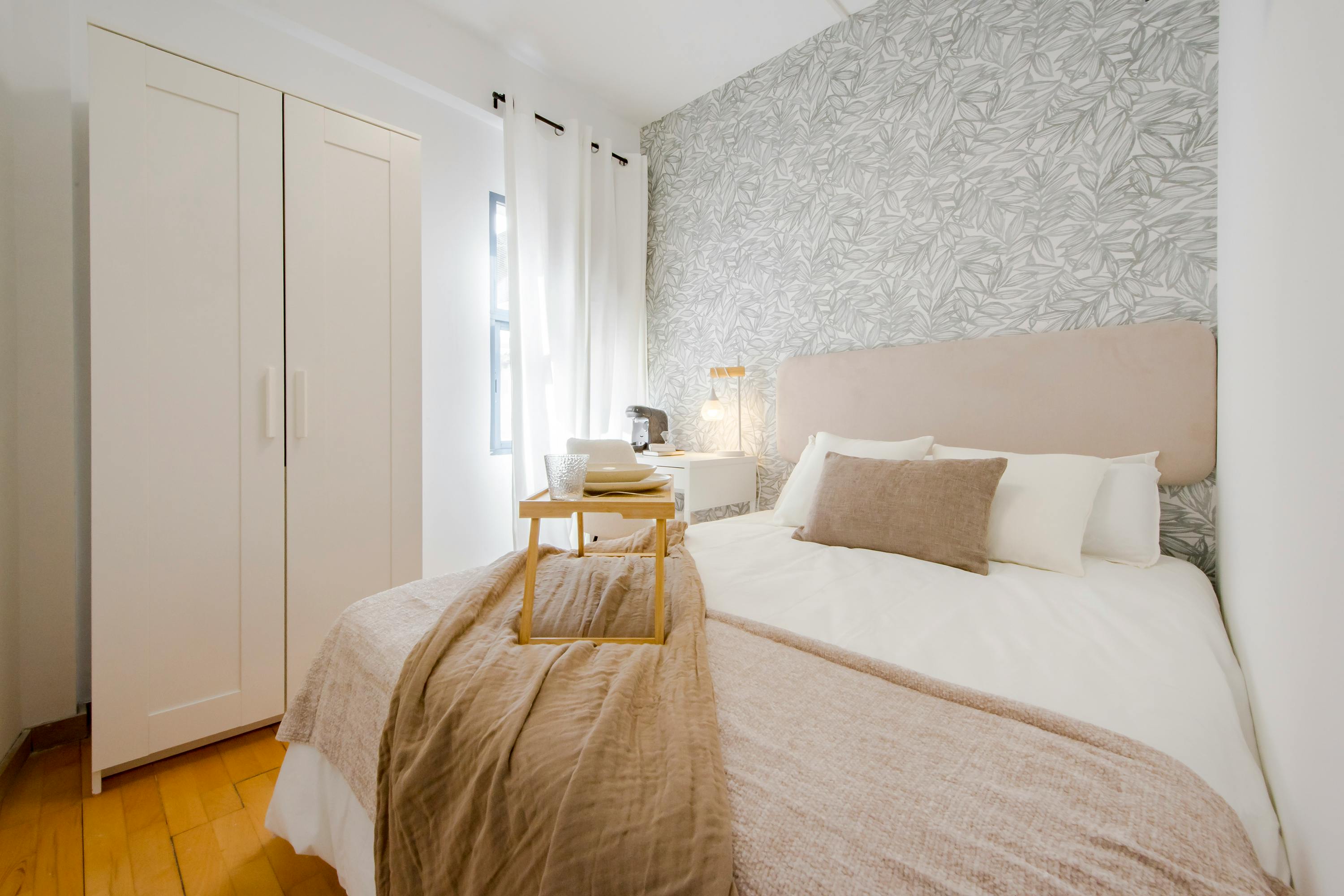 Private room in Calle de Palafox, Madrid (1733721) room image 1