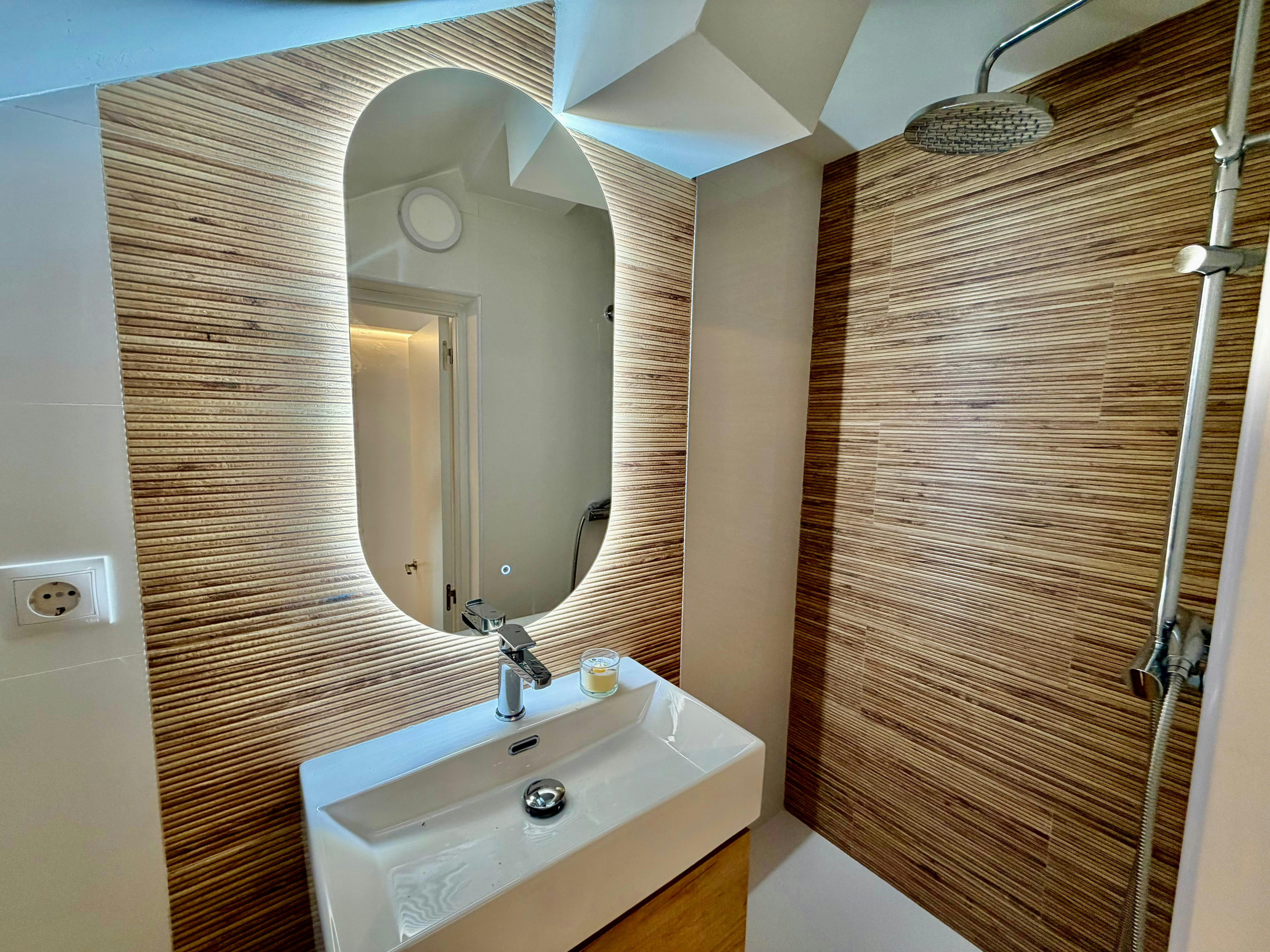Private room in Calle de Manzanares, Madrid (1733730) room image 10