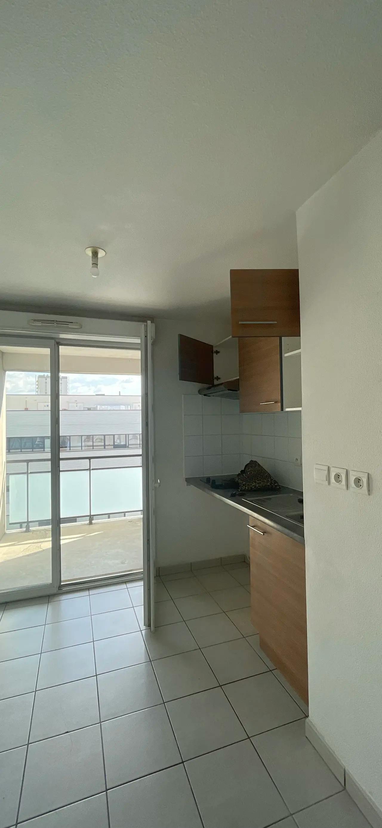 Mieszkanie do wynajęcia za 624 € miesięcznie w mieście Lormont, Rue Edouard Herriot