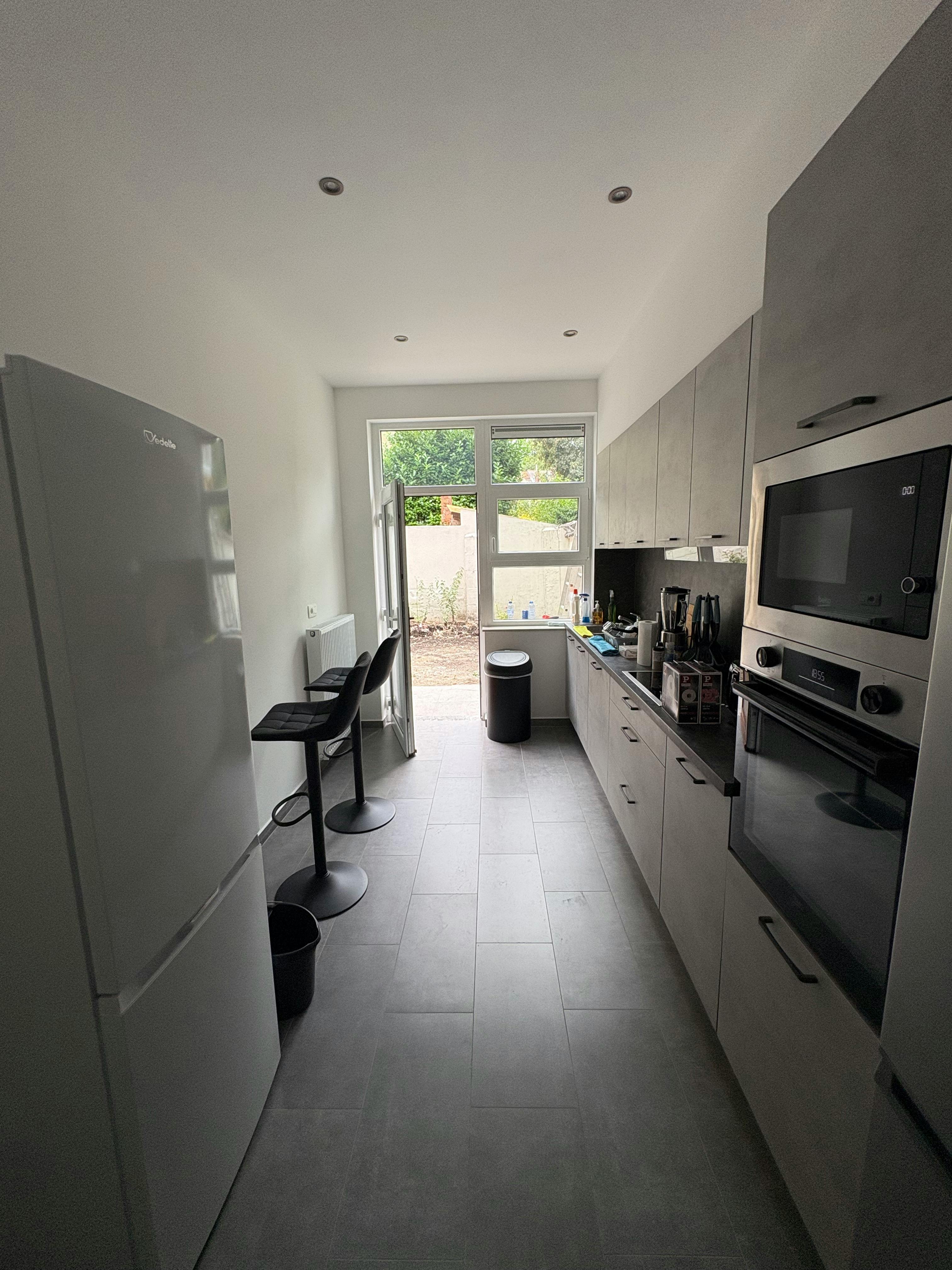 房源 正在以 €650 的月租出租，其位于 Schaerbeek, Rue Anatole France