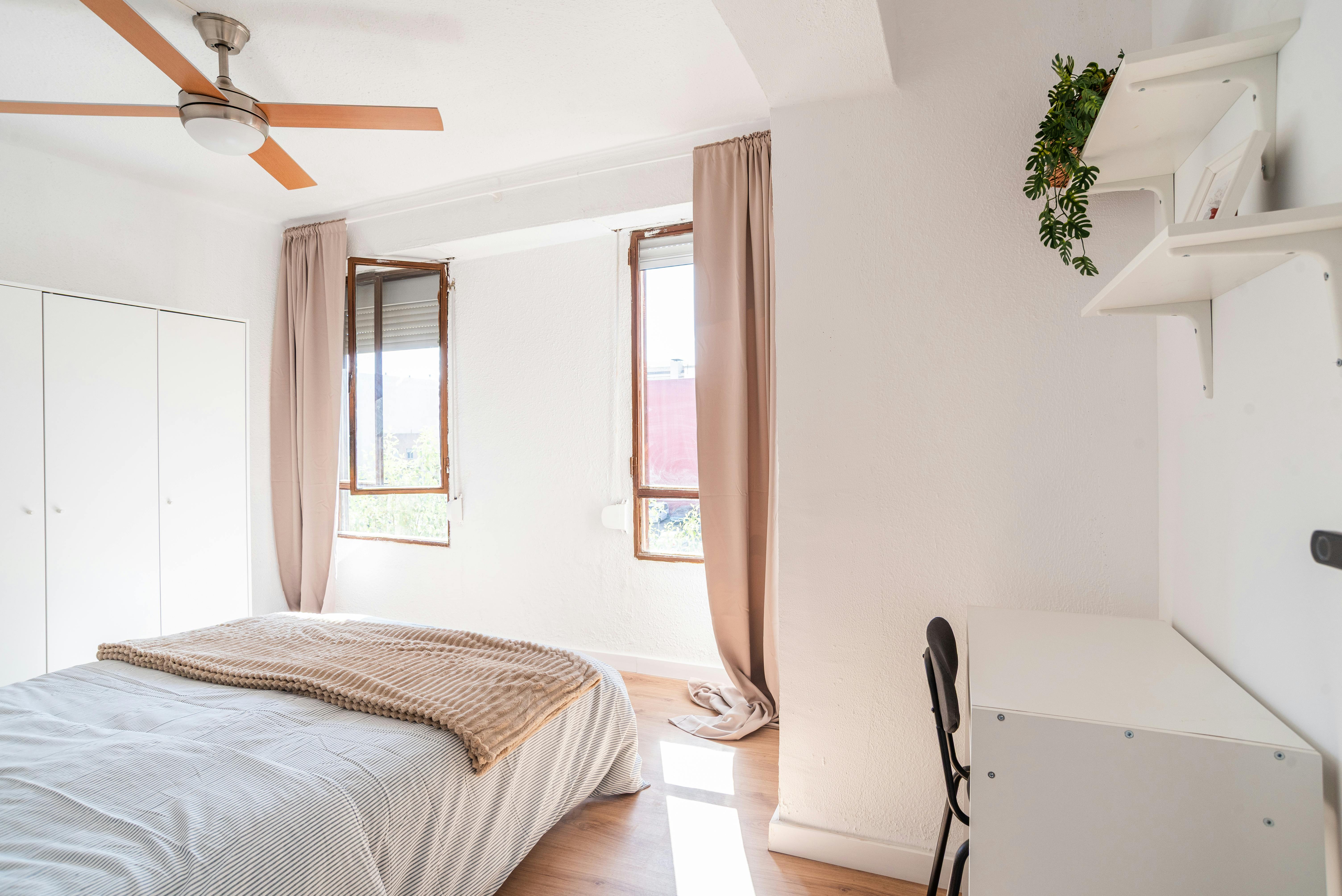 Privé kamer te huur voor € 335 per maand in Albal, Carrer Salvador Ricart