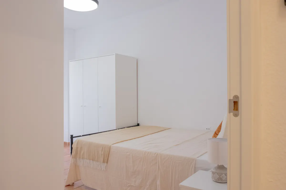 Private room in Calle Barcelona, Alicante (1733947) ROOM