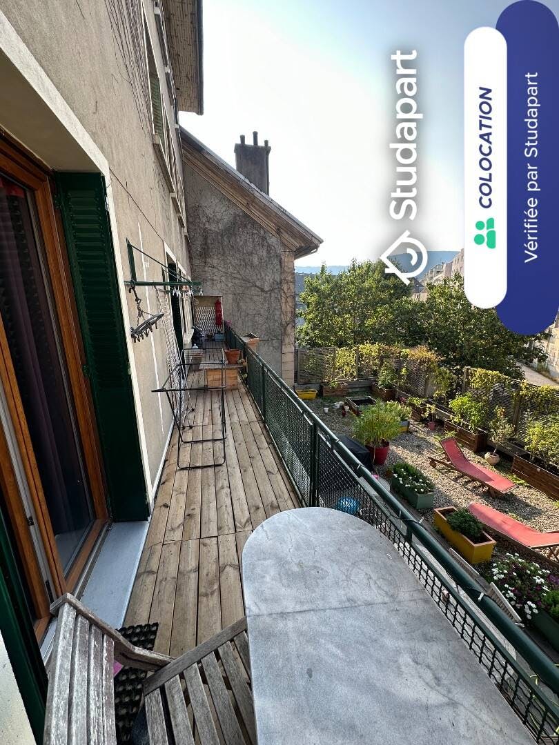 Private room for rent for €465 per month in Chambéry, Rue du Bon Pasteur
