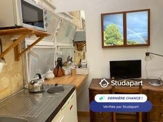 Private room for rent on Rue de Lalande, Bordeaux - Vue 4
