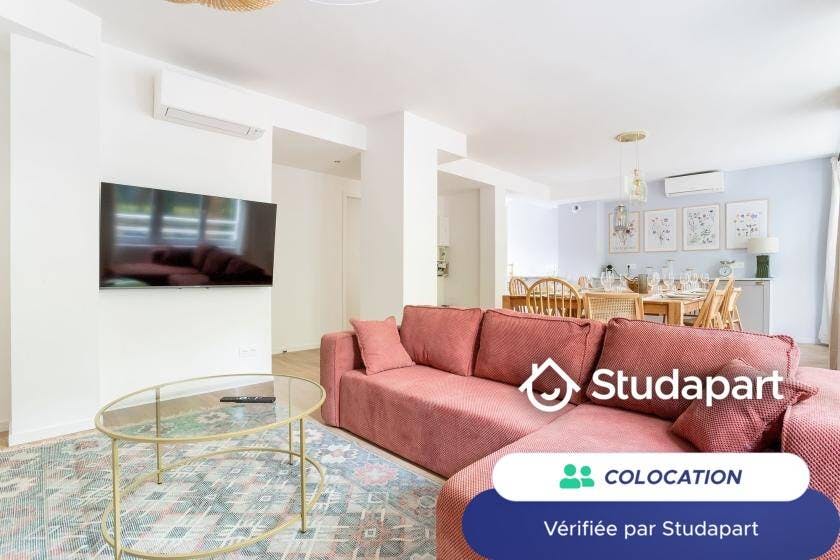 Private room for rent on Avenue Louise Michel, Lille - Vue 5