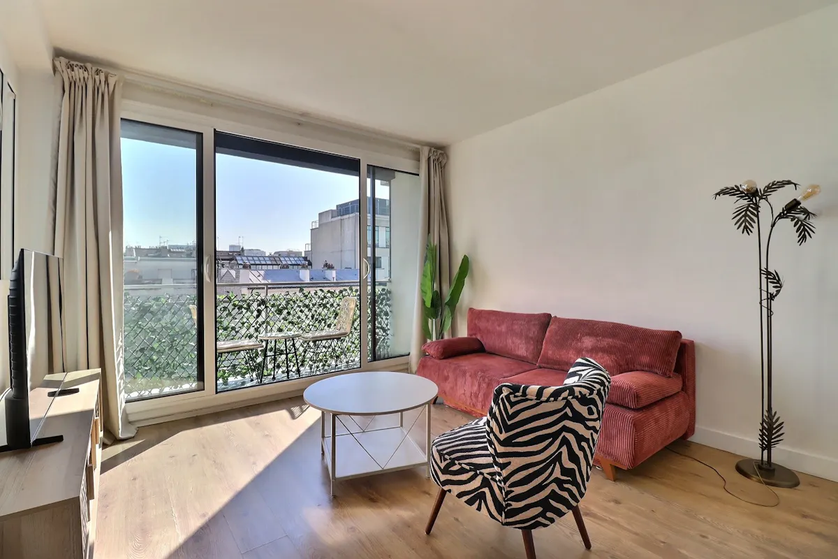 1-Bedroom Apartment in Rue de Villiers, Levallois-Perret (1734052) ROOM