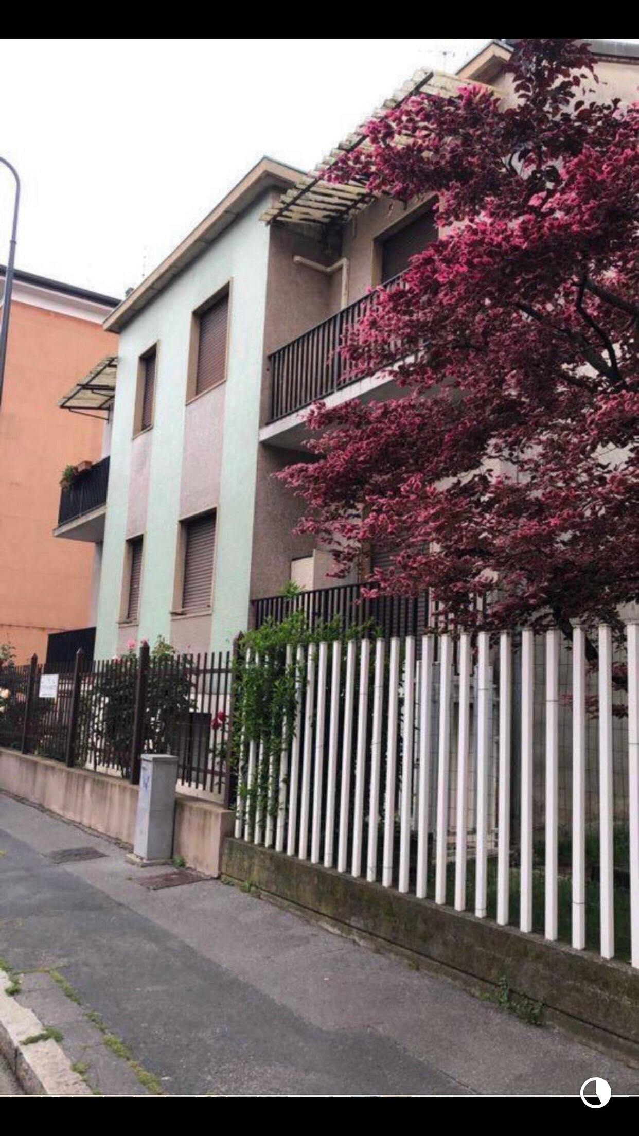 Apartamento para alugar por € 1.500 por mês em Milan, Via Luigi Ornato
