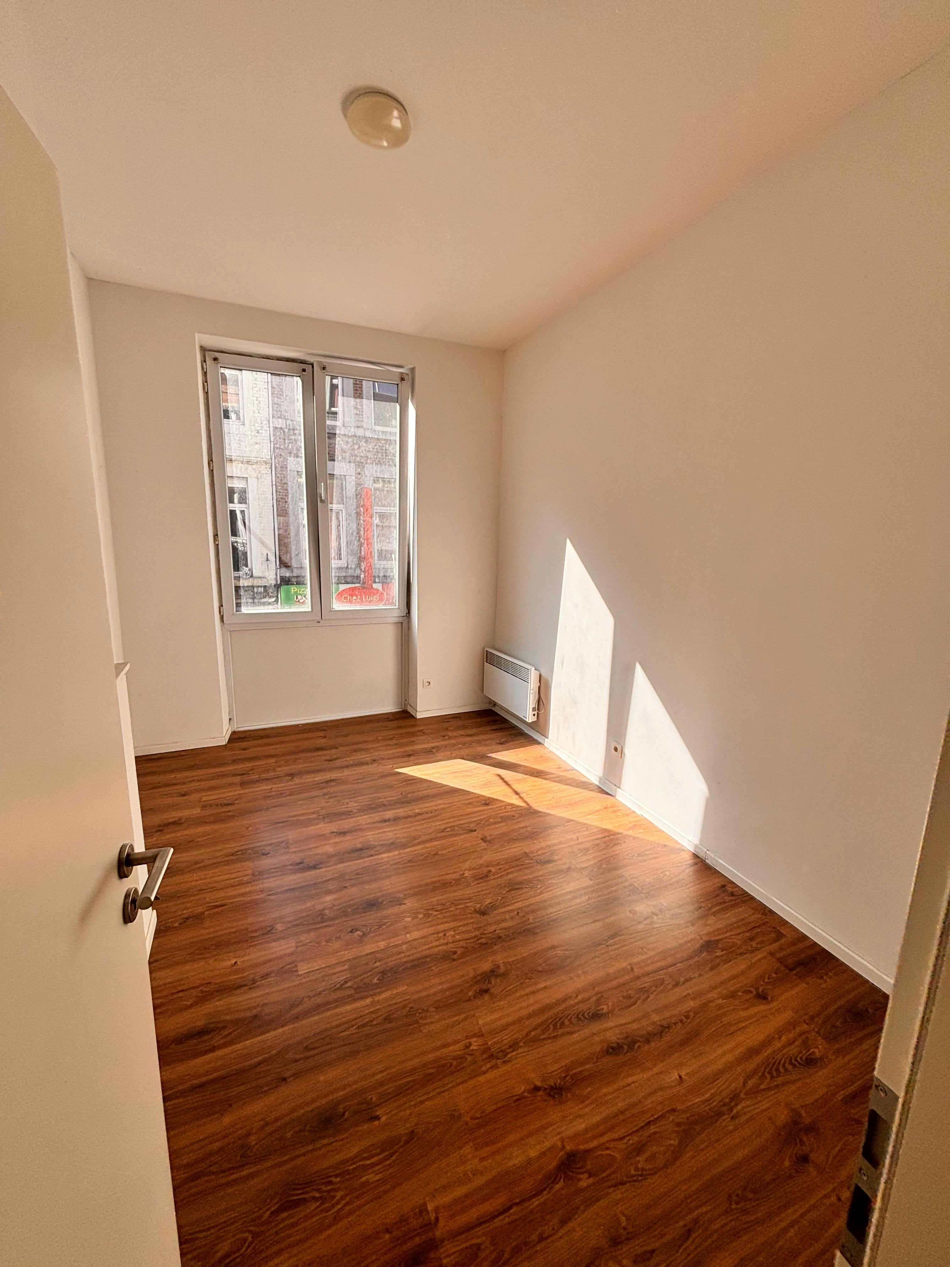 2-Bedroom Apartment in Rue Saint-Gilles, Liège (1734073) ROOM 4