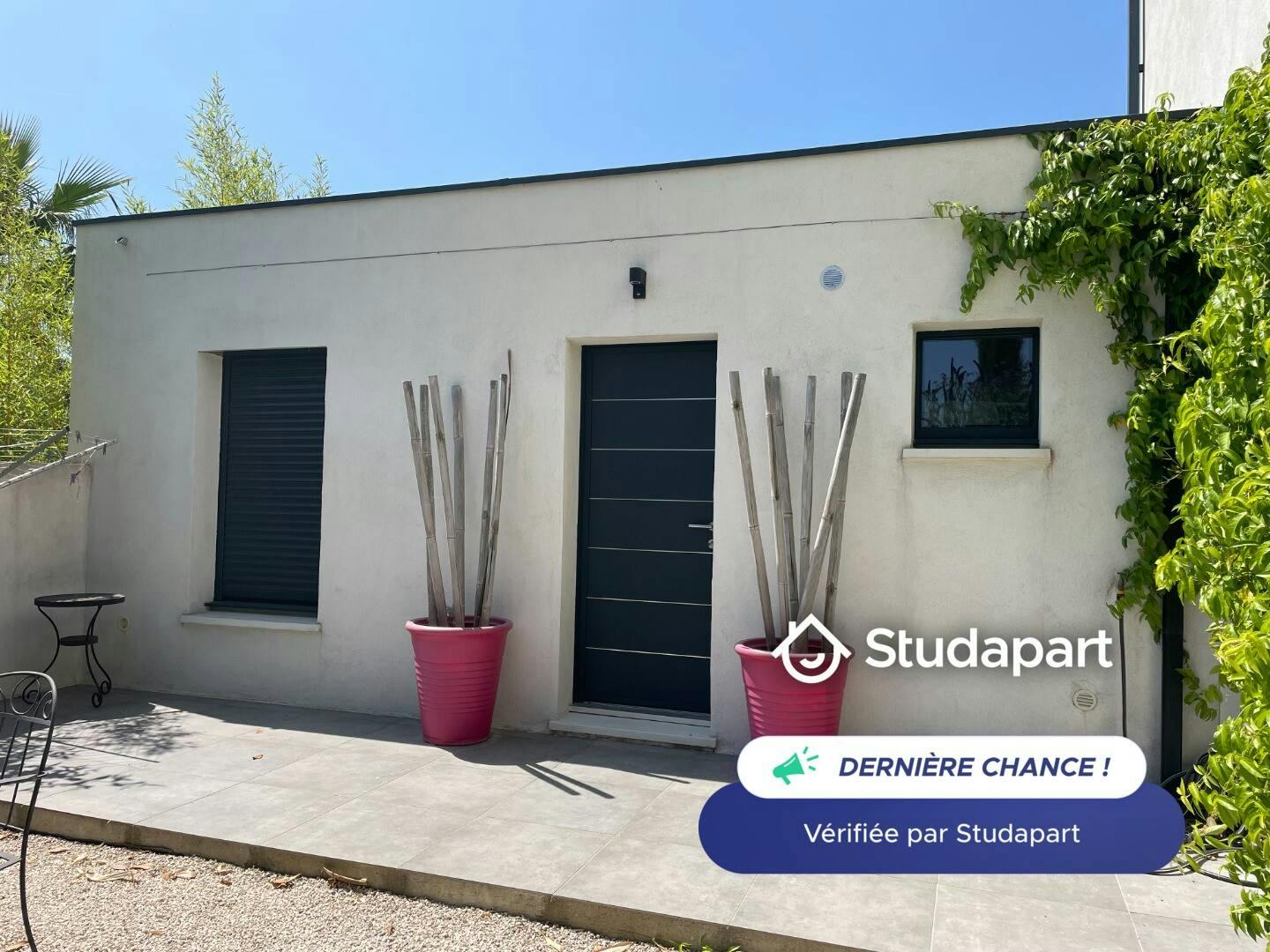 House for rent for €900 per month in Aix-en-Provence, Chemin des Fusains