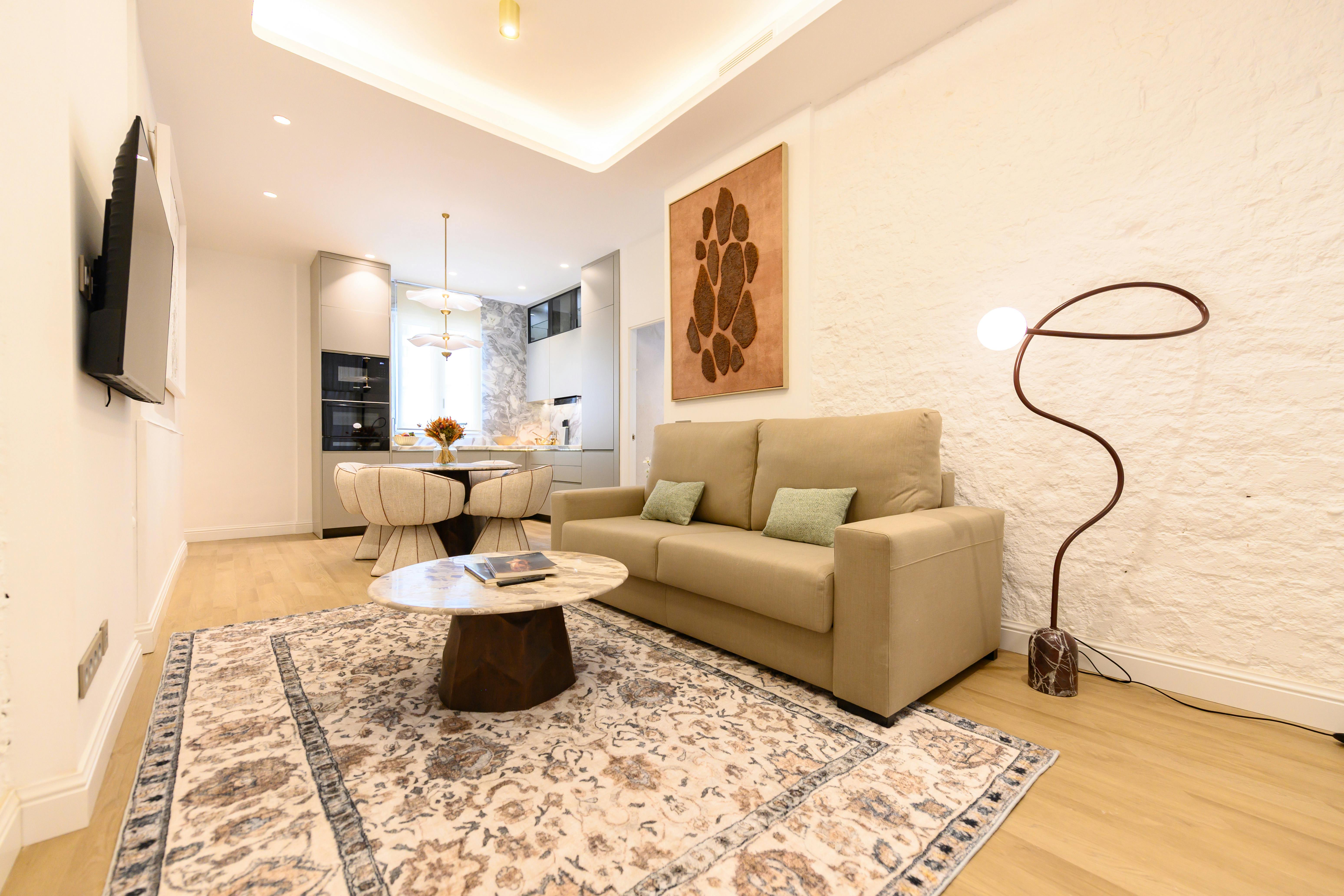 2-Bedroom Apartment in Calle de Hermosilla, Madrid (1734150) ROOM 1