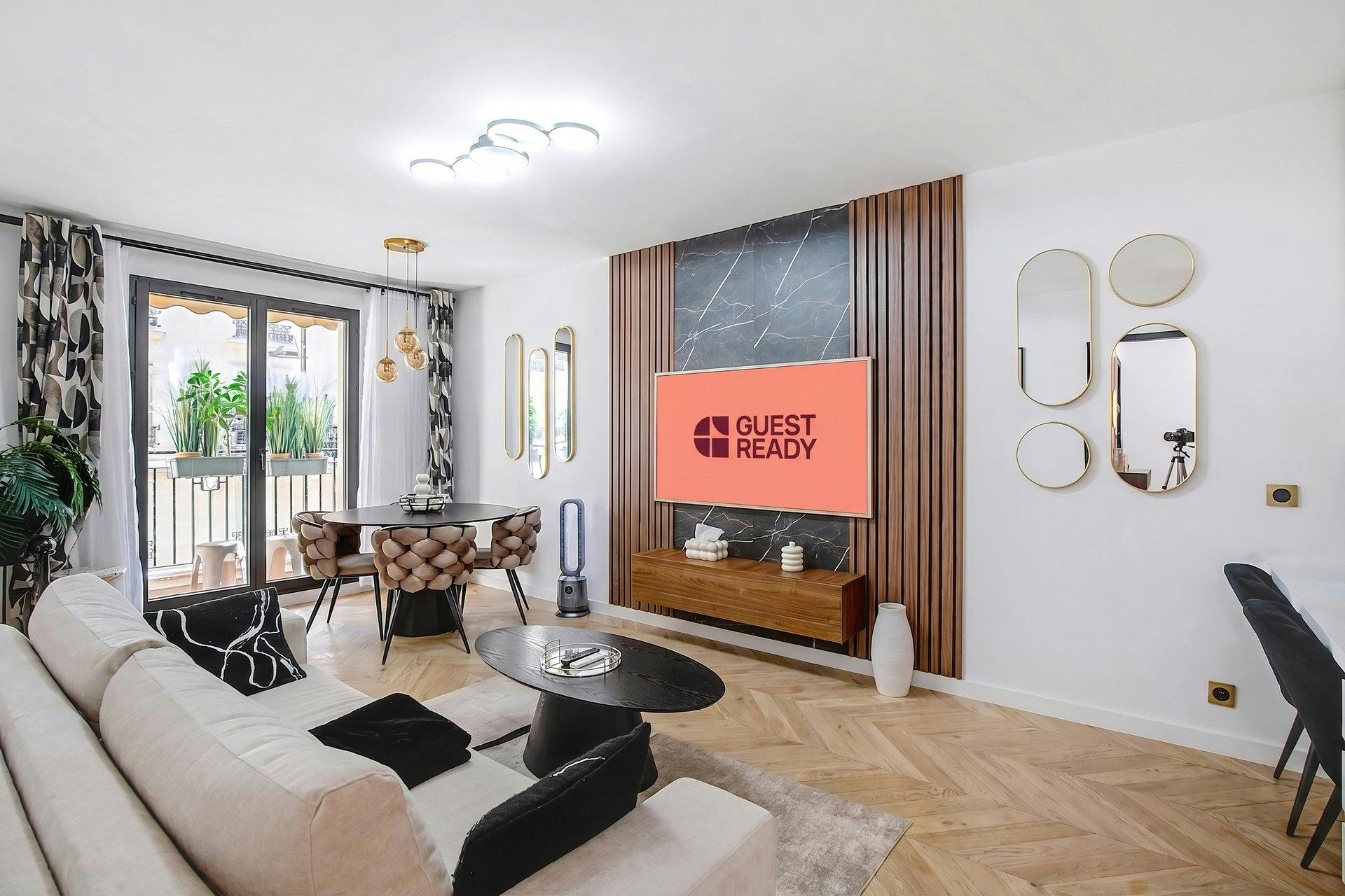 1-Bedroom Apartment in Rue du Général Delestraint, Paris (1734182) ROOM