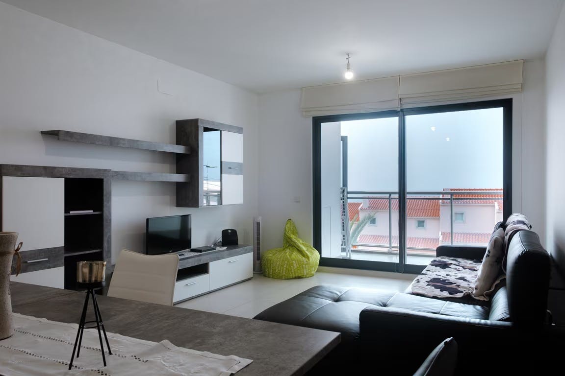 Apartamento en alquiler por 10 € al mes en Caniço, Estrada da Ponta Oliveira