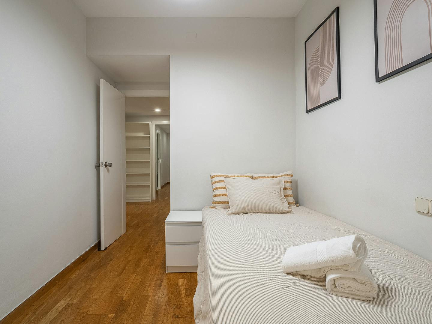 Carrer de Balmes, Barcelona preview