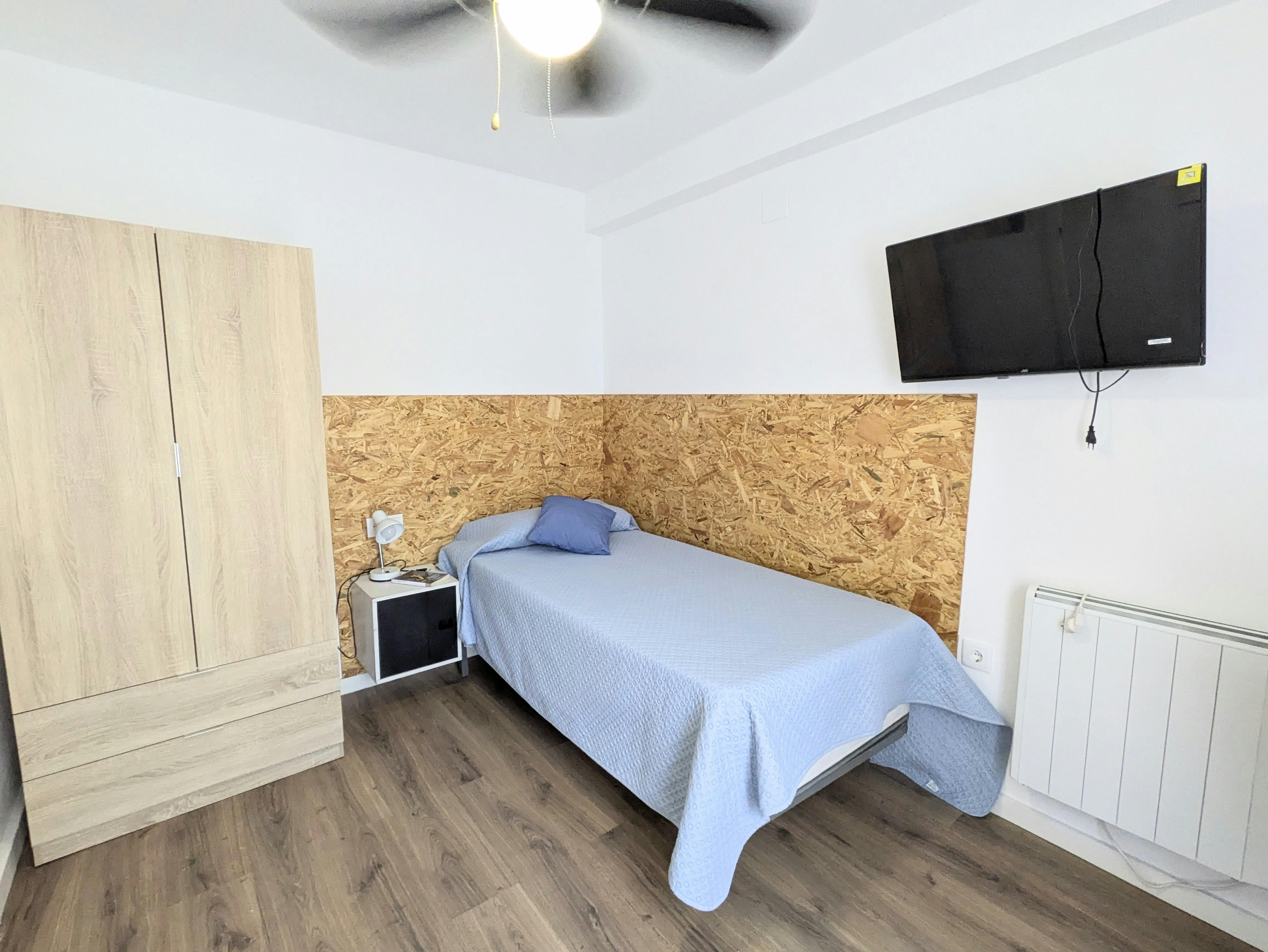 Chambre privée à louer pour 420 €/mois à Alfara del Patriarca, Carrer de la Mare de Déu dels Dolors