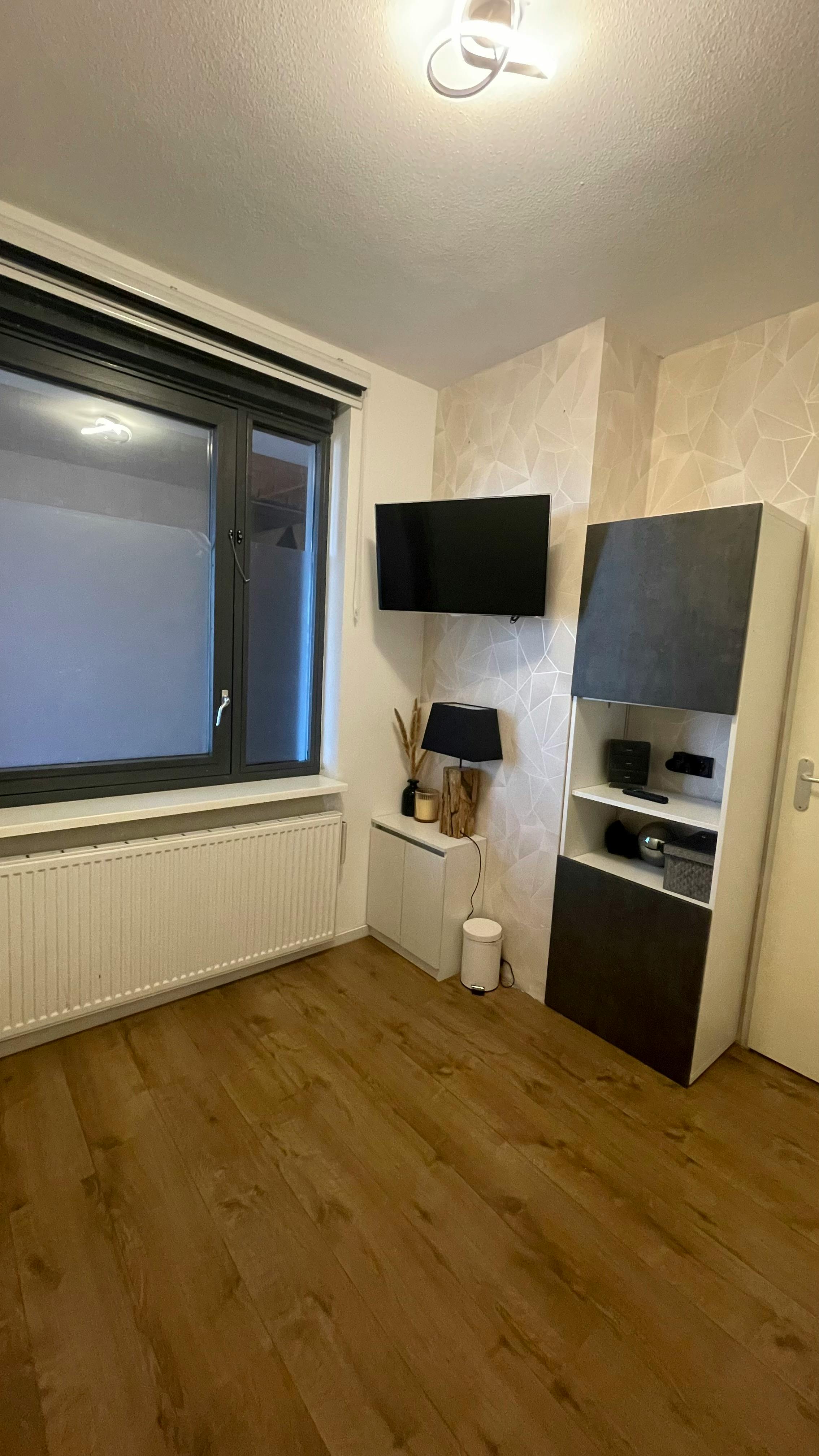 Chambre privée à louer pour 600 €/mois à Assendelft, Vertrekspoor