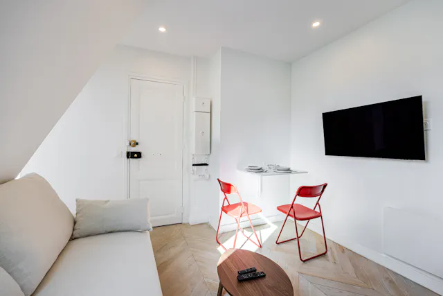 Apartment in Rue Sedillot, Paris (1734369) room image 2