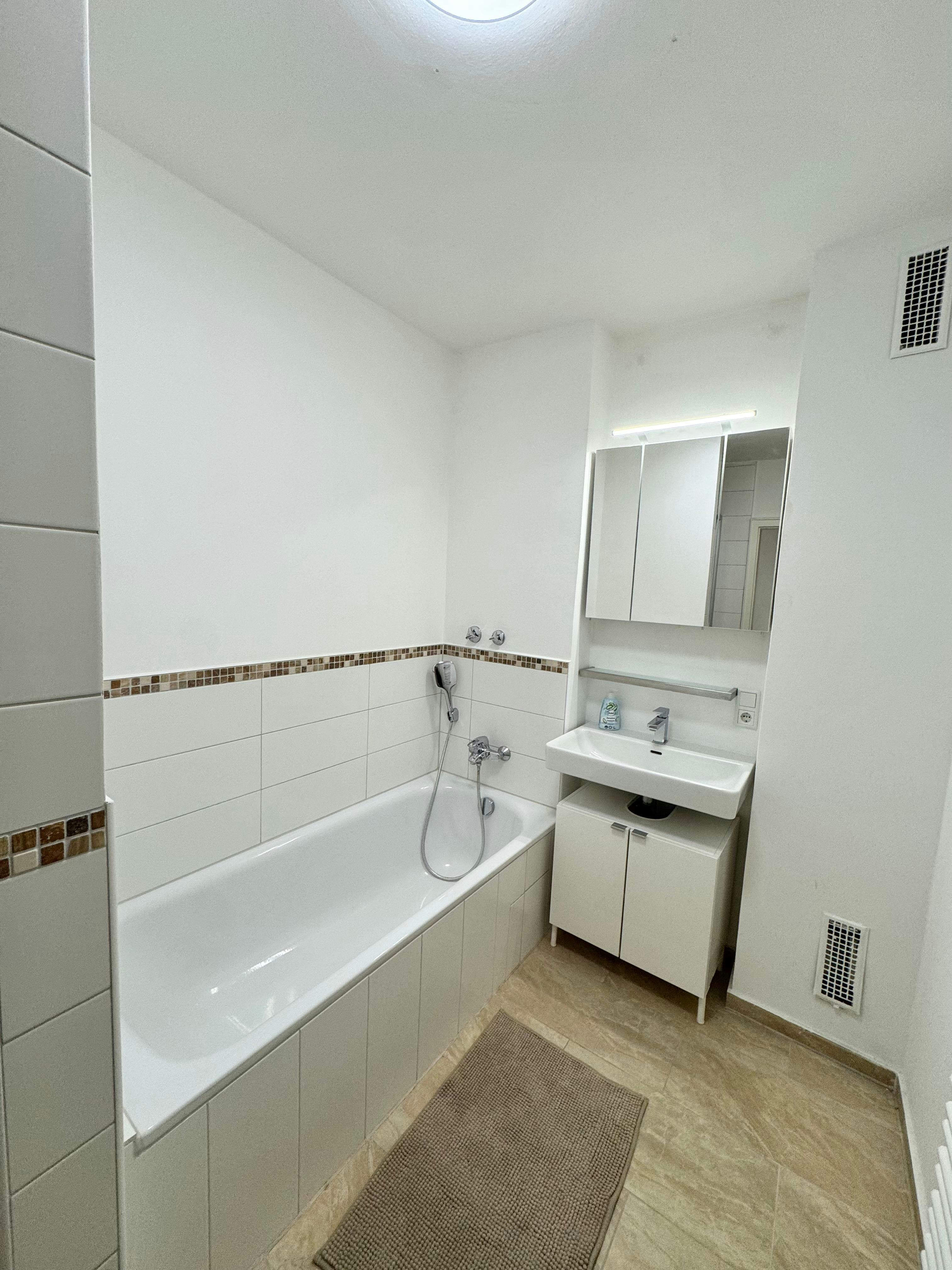 Private room in Keferstraße, Munich (1734428) room image 6
