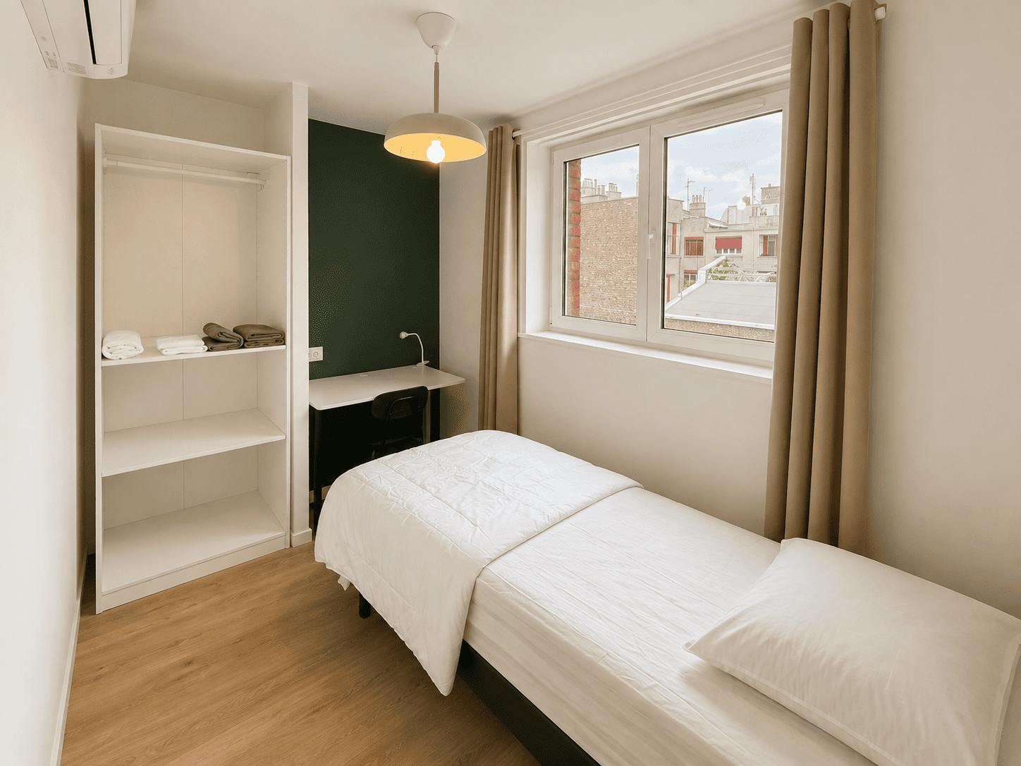 Private room in Avenue Louise Michel, Lille (1734436) room image 8